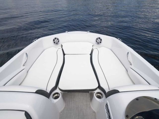 2026 Stingray 182 SC - 15