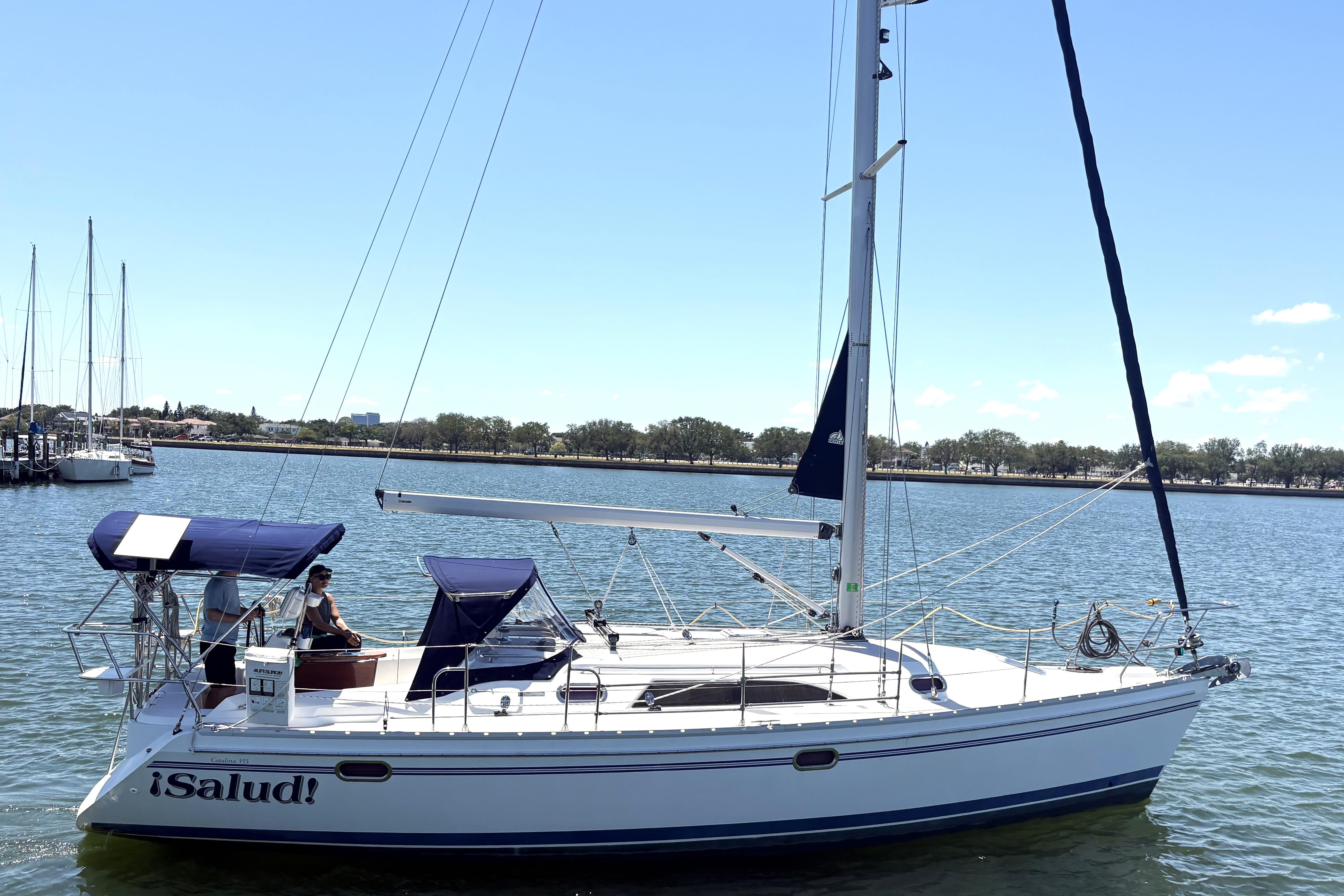 2011 Catalina 355