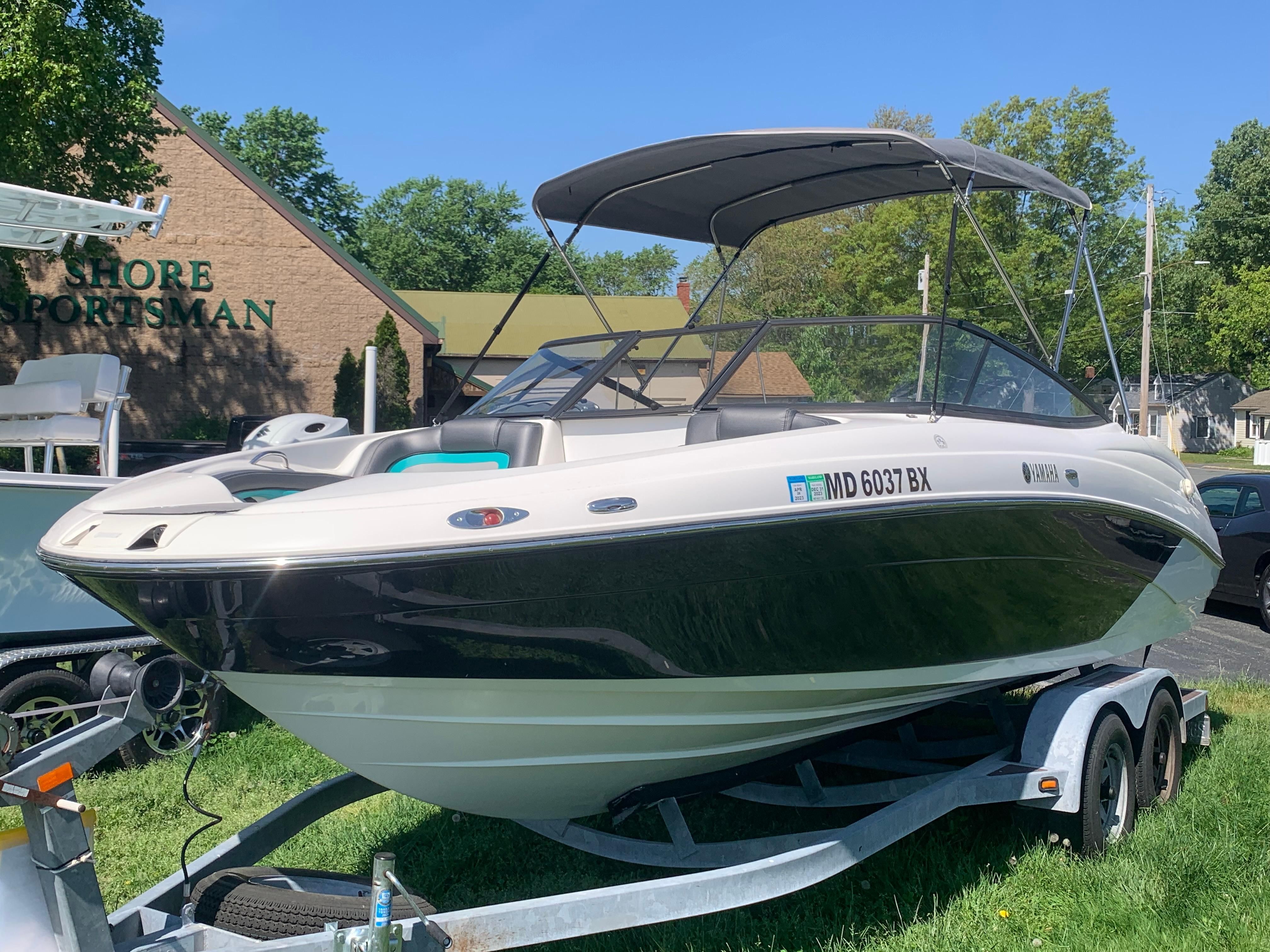 2010 Yamaha Boats 212SS - 23