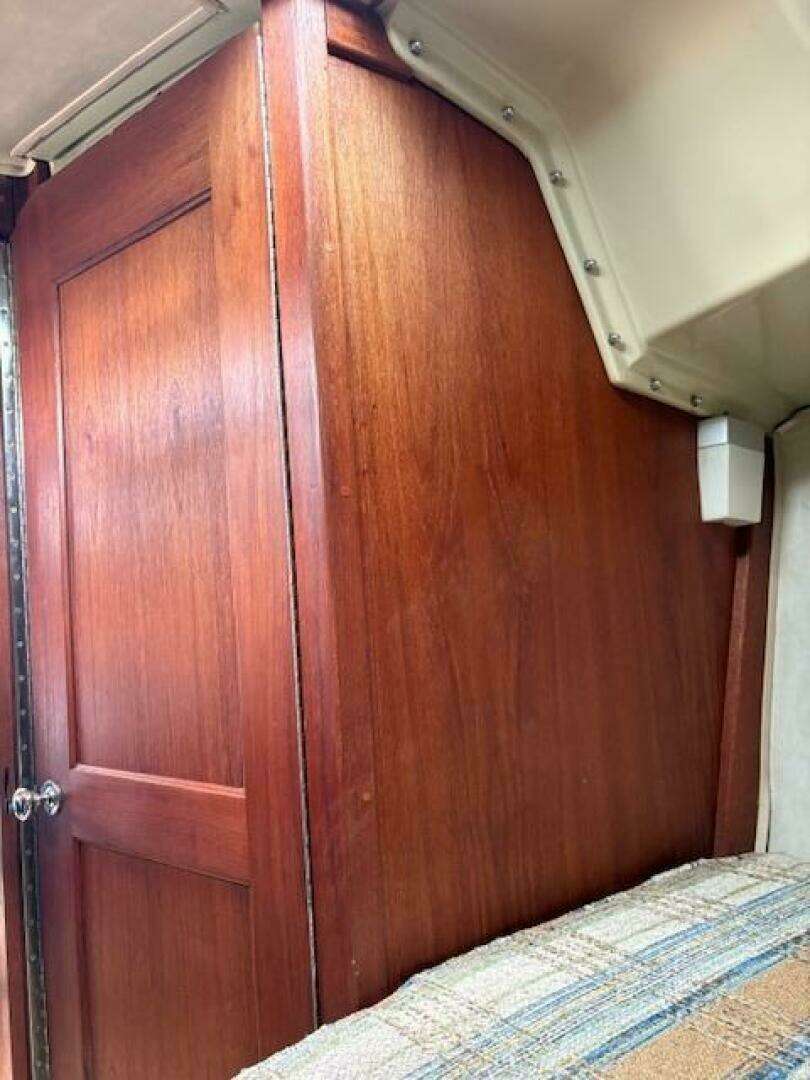 1980 Ericson 30 + - Image 26