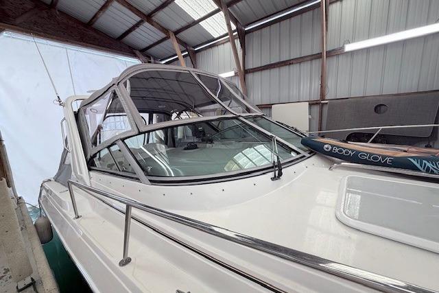 1995 Bayliner 335 Cruiser