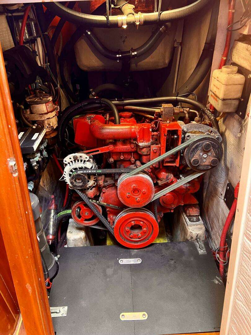 2001 Shannon 43 Cutter - Image 31
