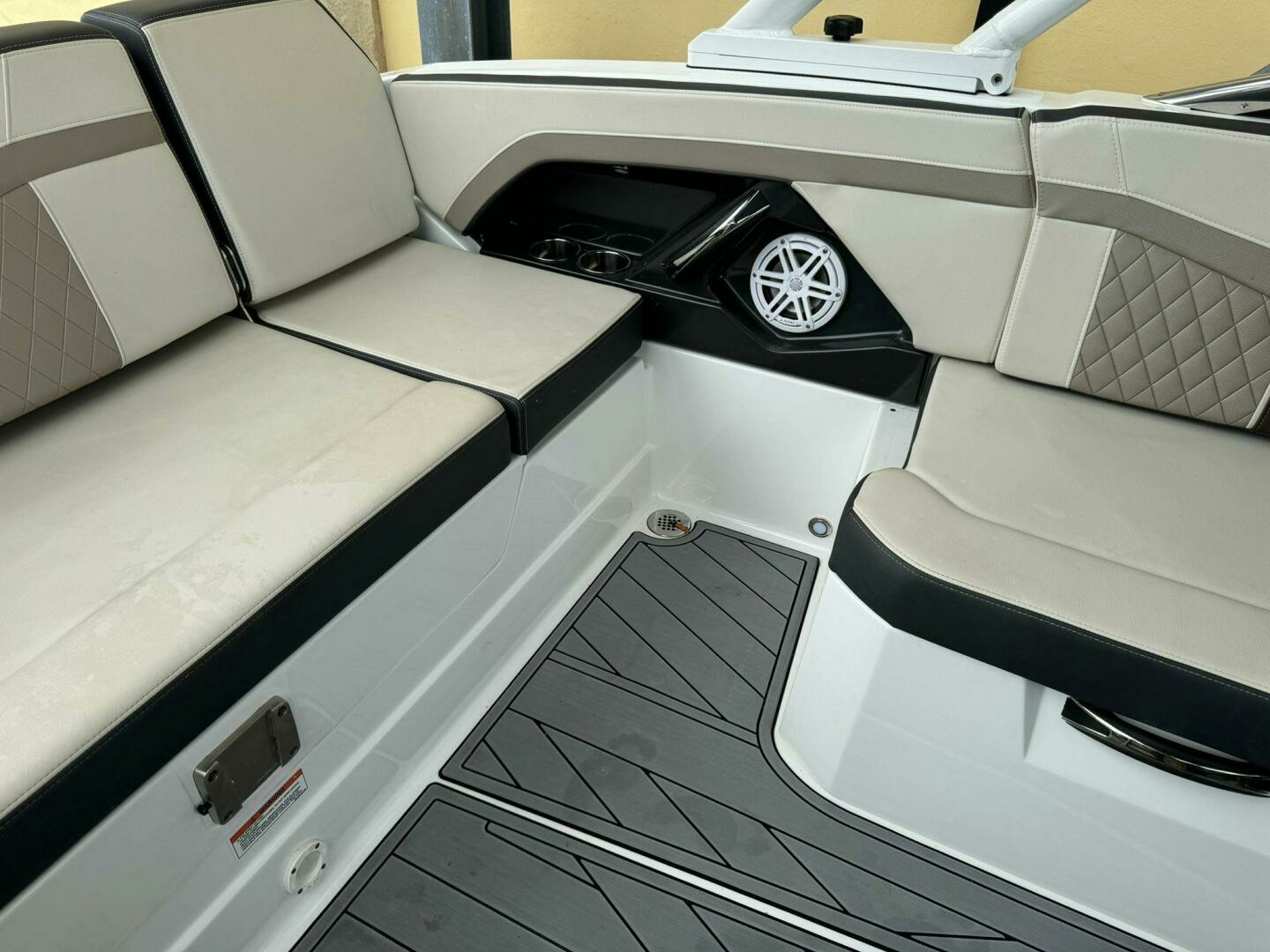 2022 Monterey 278 SS - Image 24