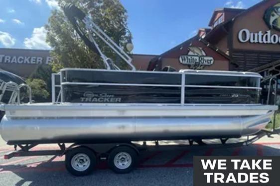 2026 Sun Tracker Party Barge 20 DLX