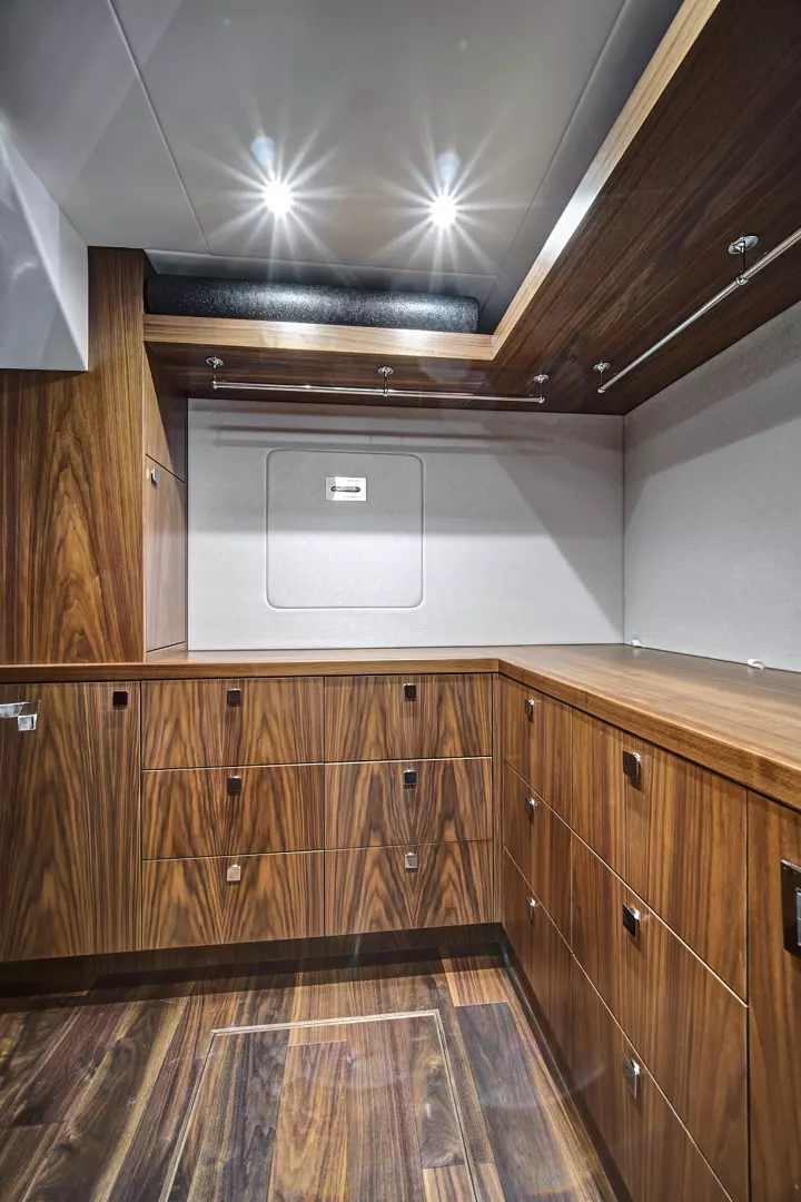2019 Sunseeker 86 Yacht - Image 52