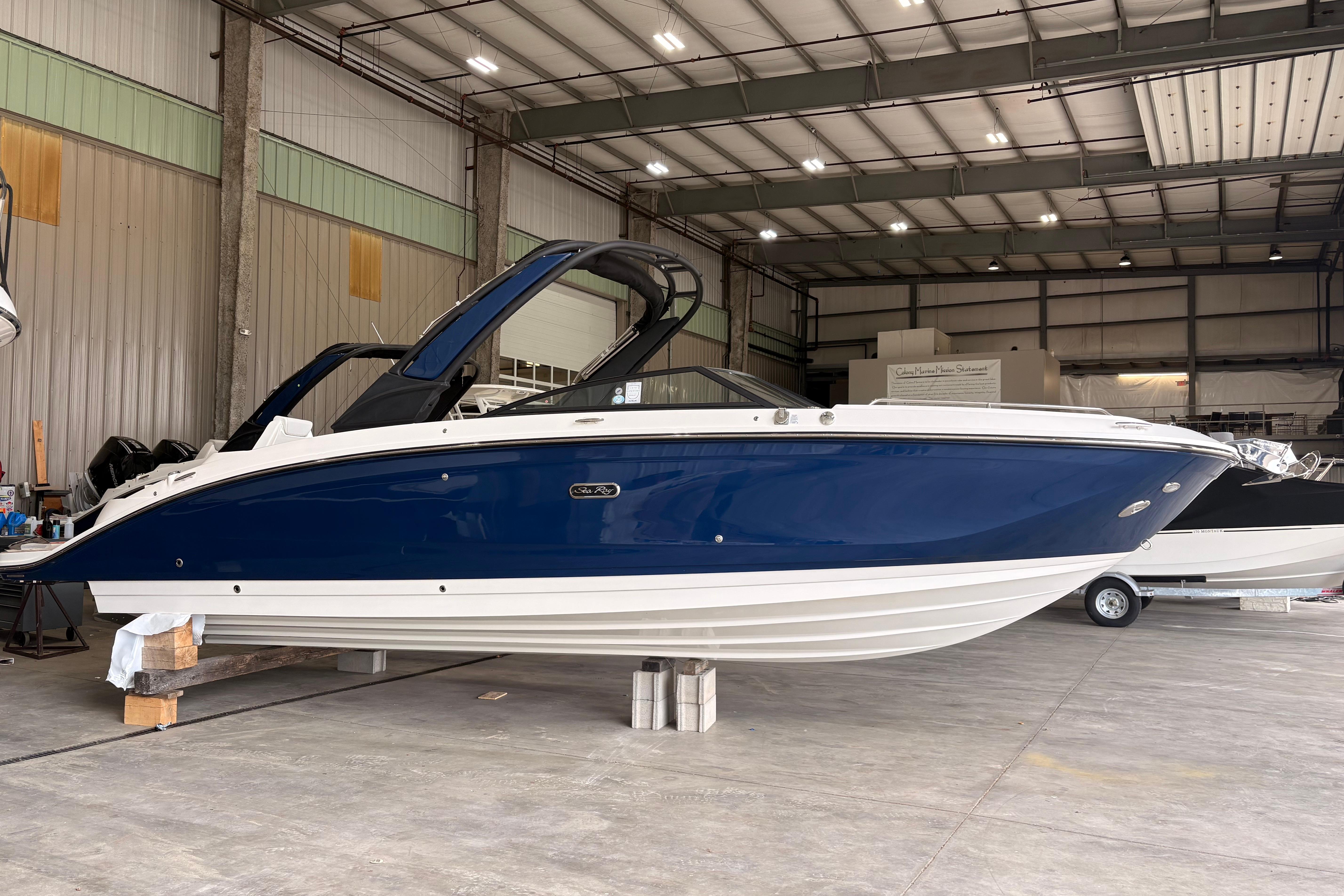2026 Sea Ray SDX 290
