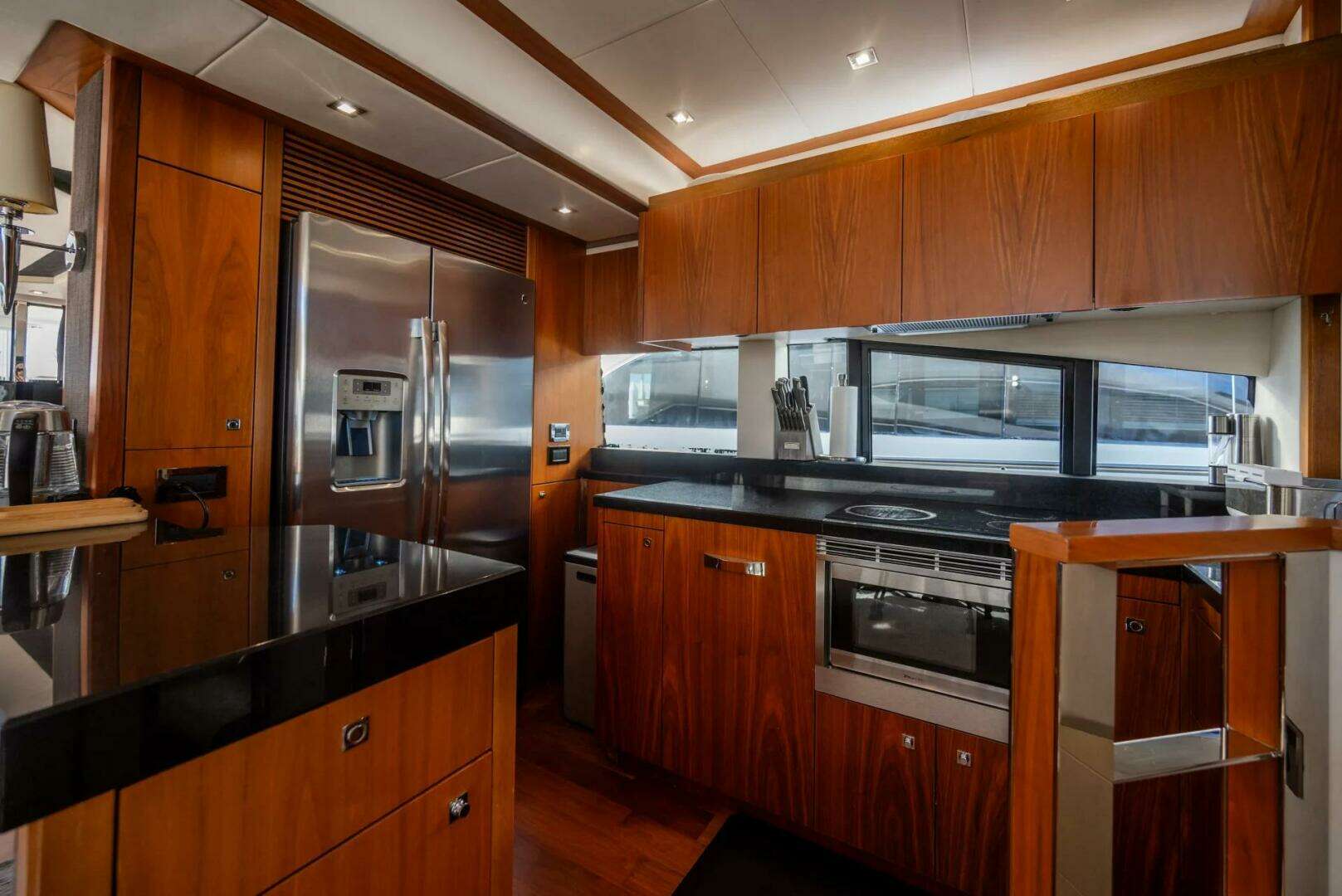 2015 Sunseeker 75 - Image 13