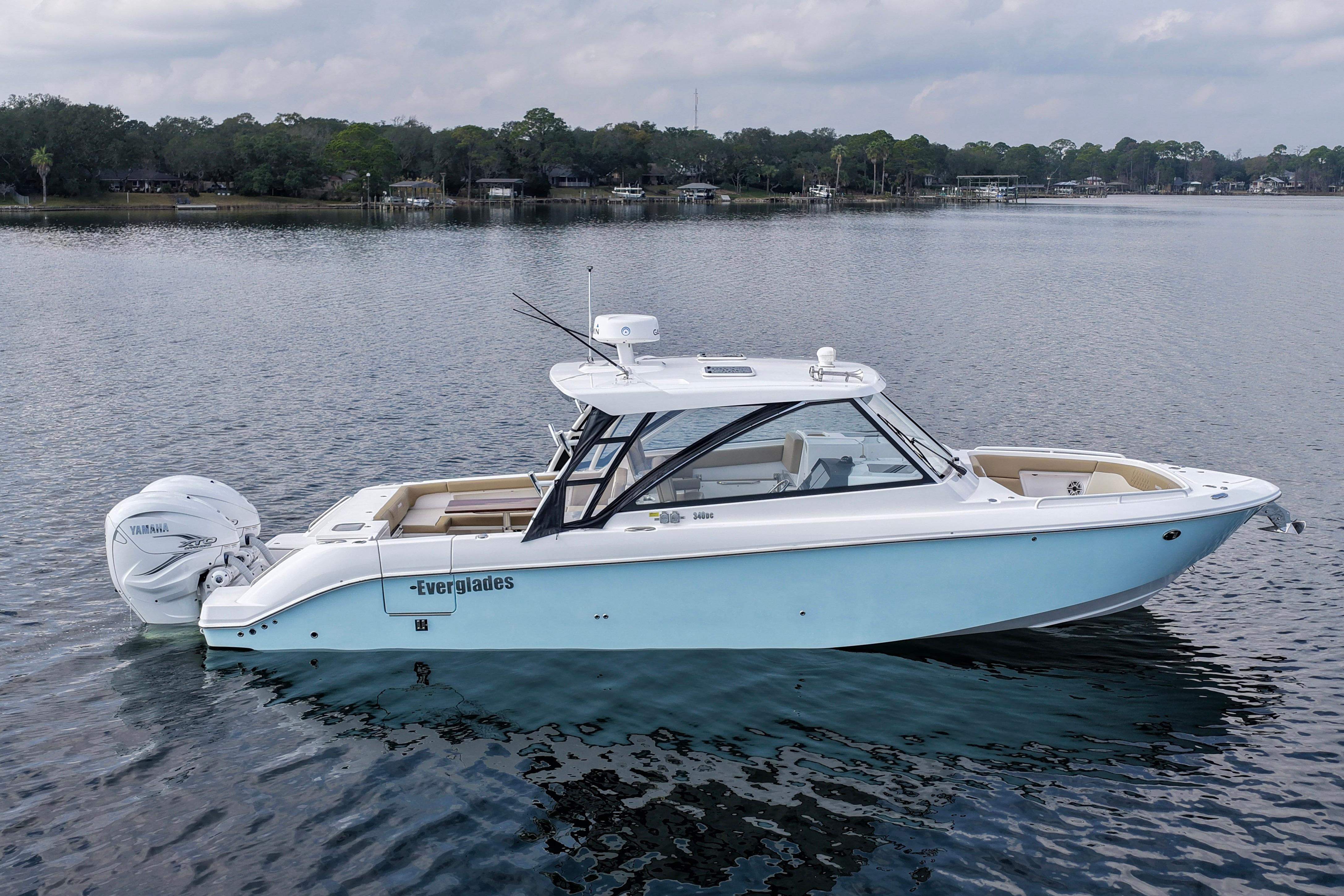 2023 Everglades 340 Dual Console