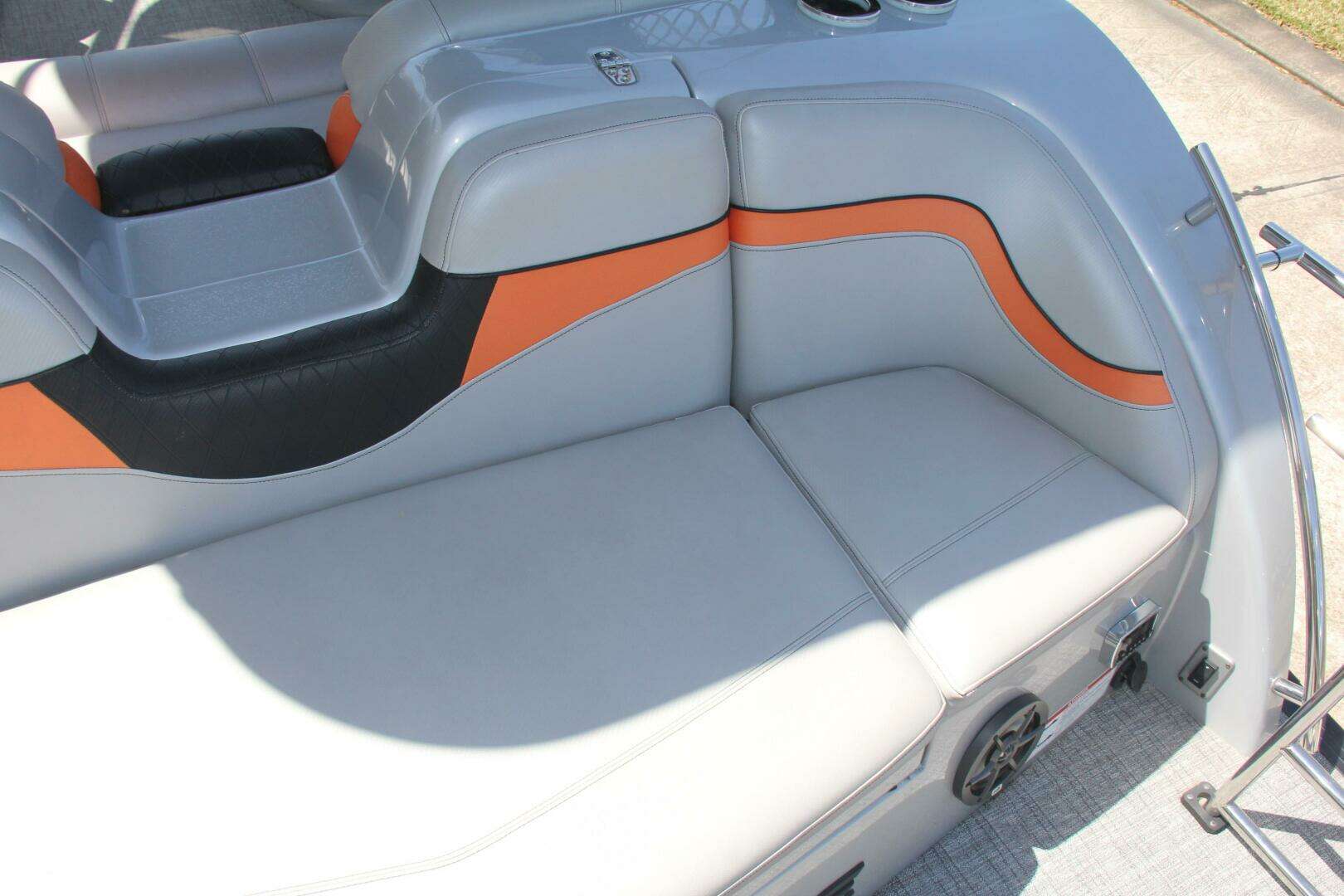 2021 Berkshire 25 Sport CL - Image 60