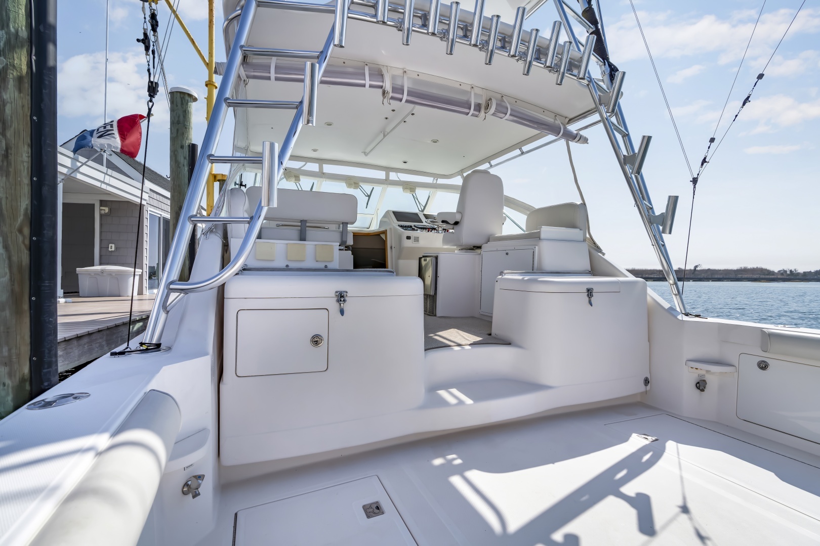 2005 Cabo 35 Express - Image 25