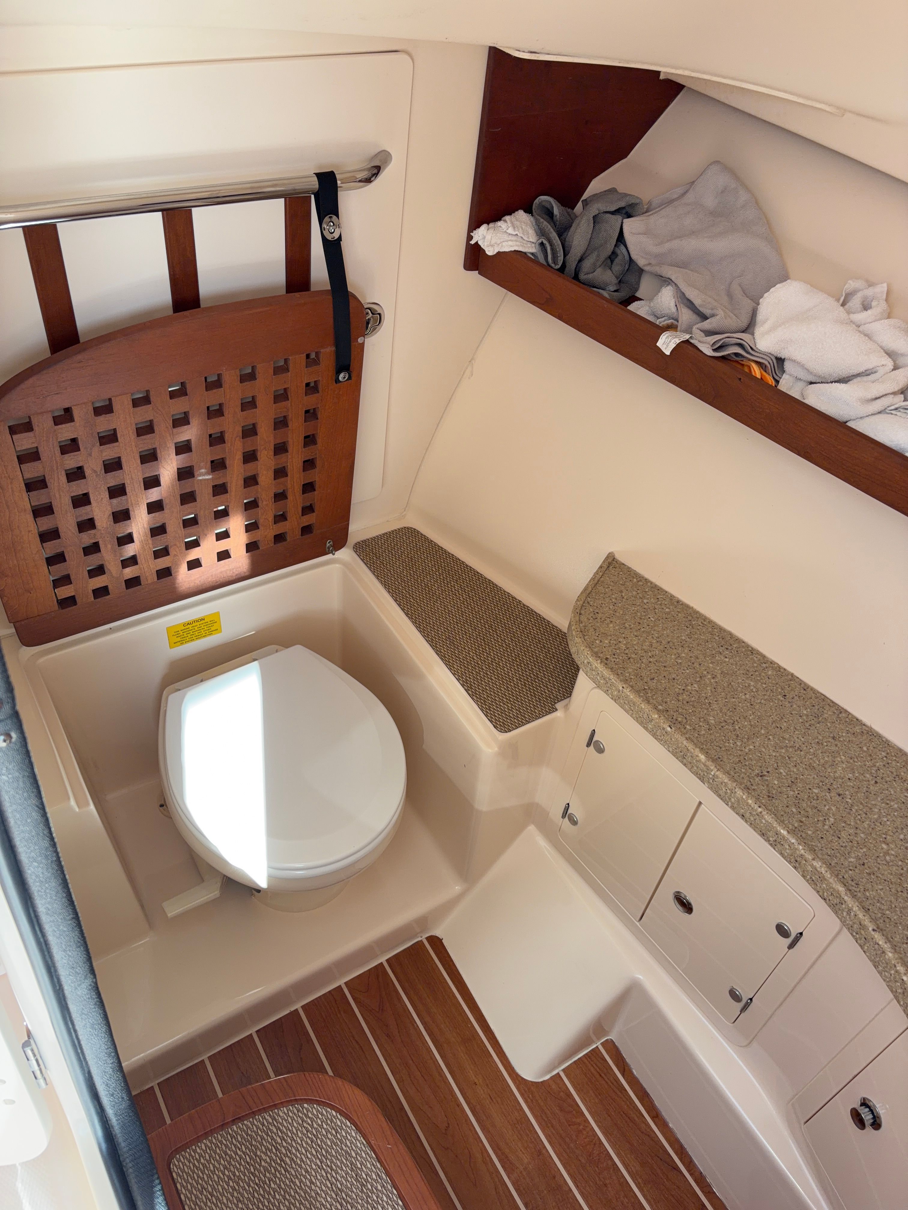 2013 Grady-White Freedom 335 - 4