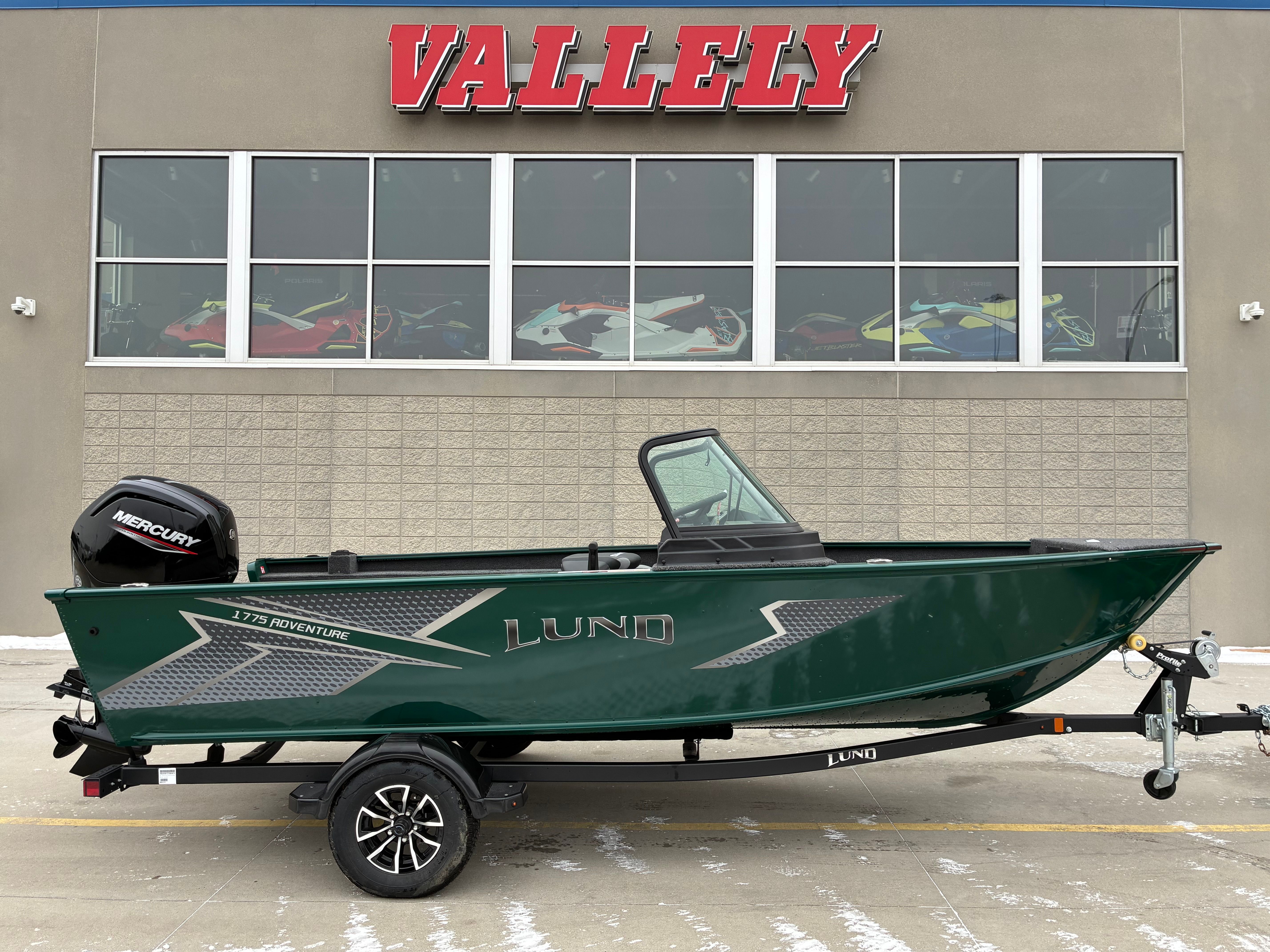 2026 Lund 1775 Adventure Sport