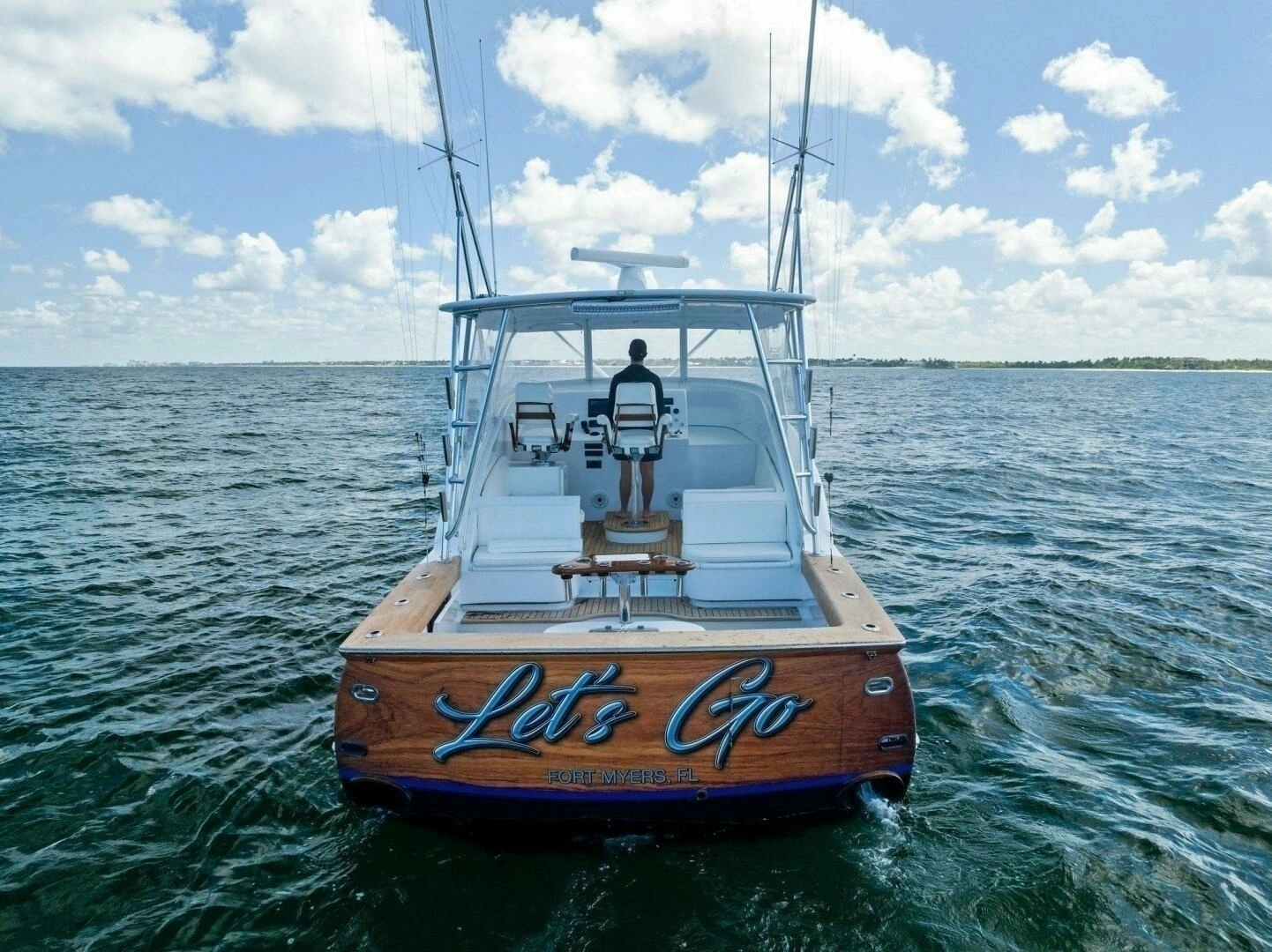 2018 Custom Carolina 35 Express - Image 56
