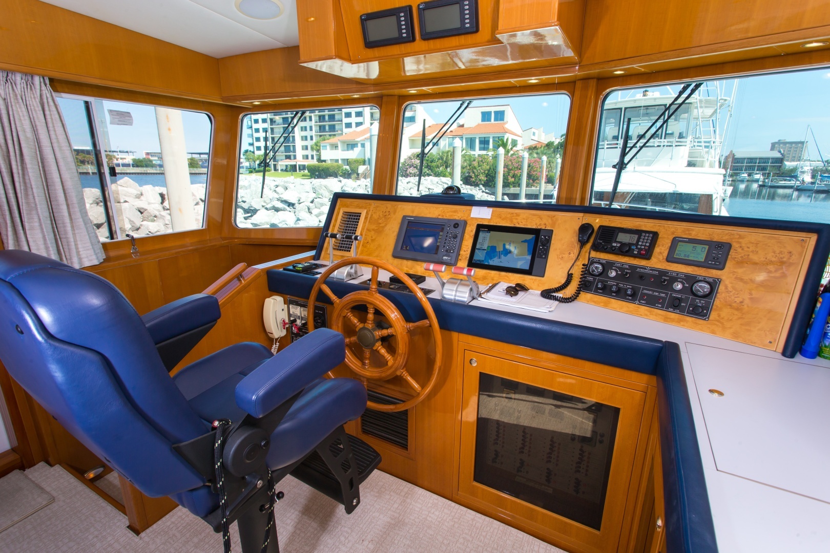 2003 Jefferson 57 Pilothouse - Image 55
