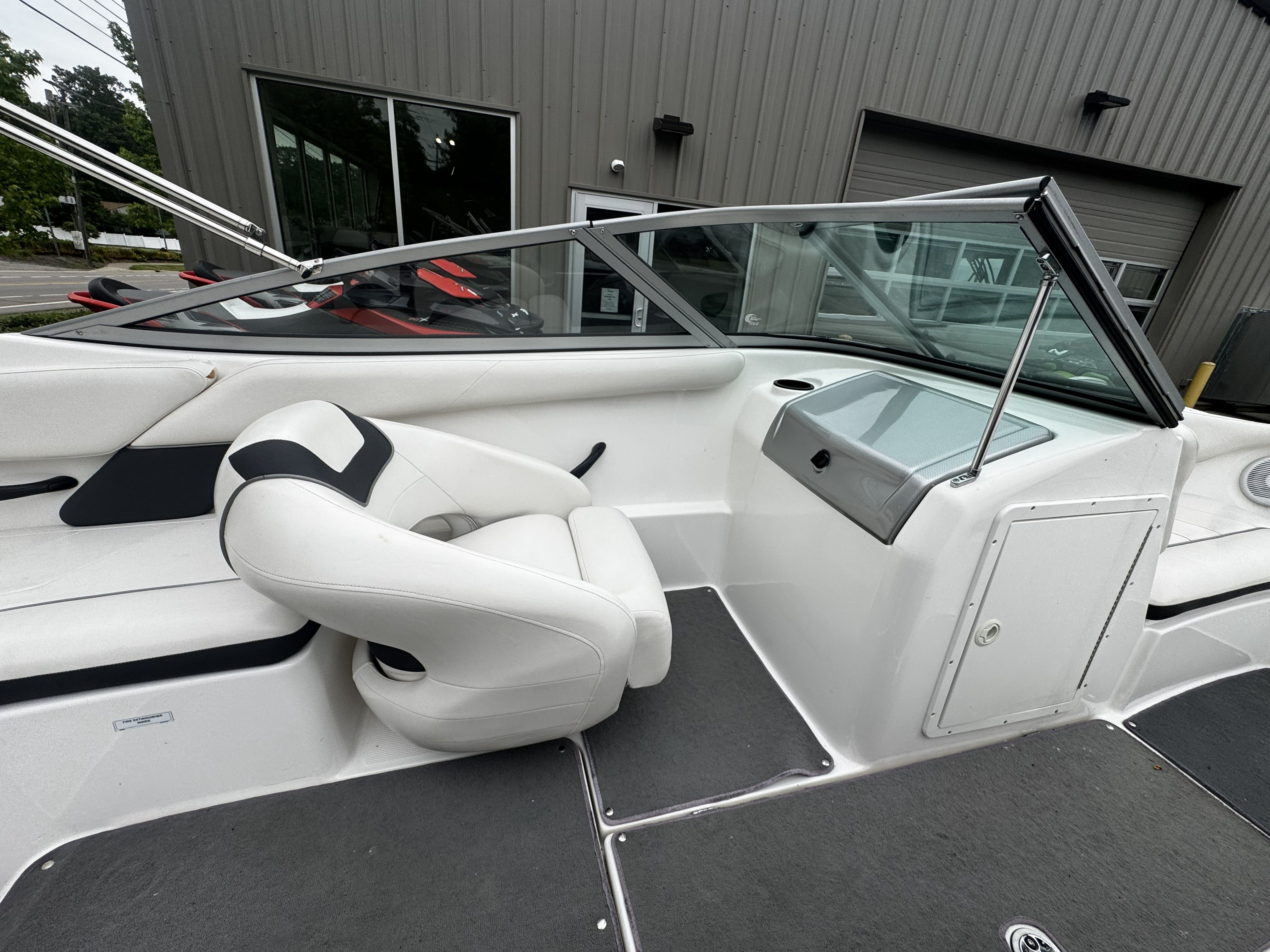 2013 Yamaha Boats SX190 - 19