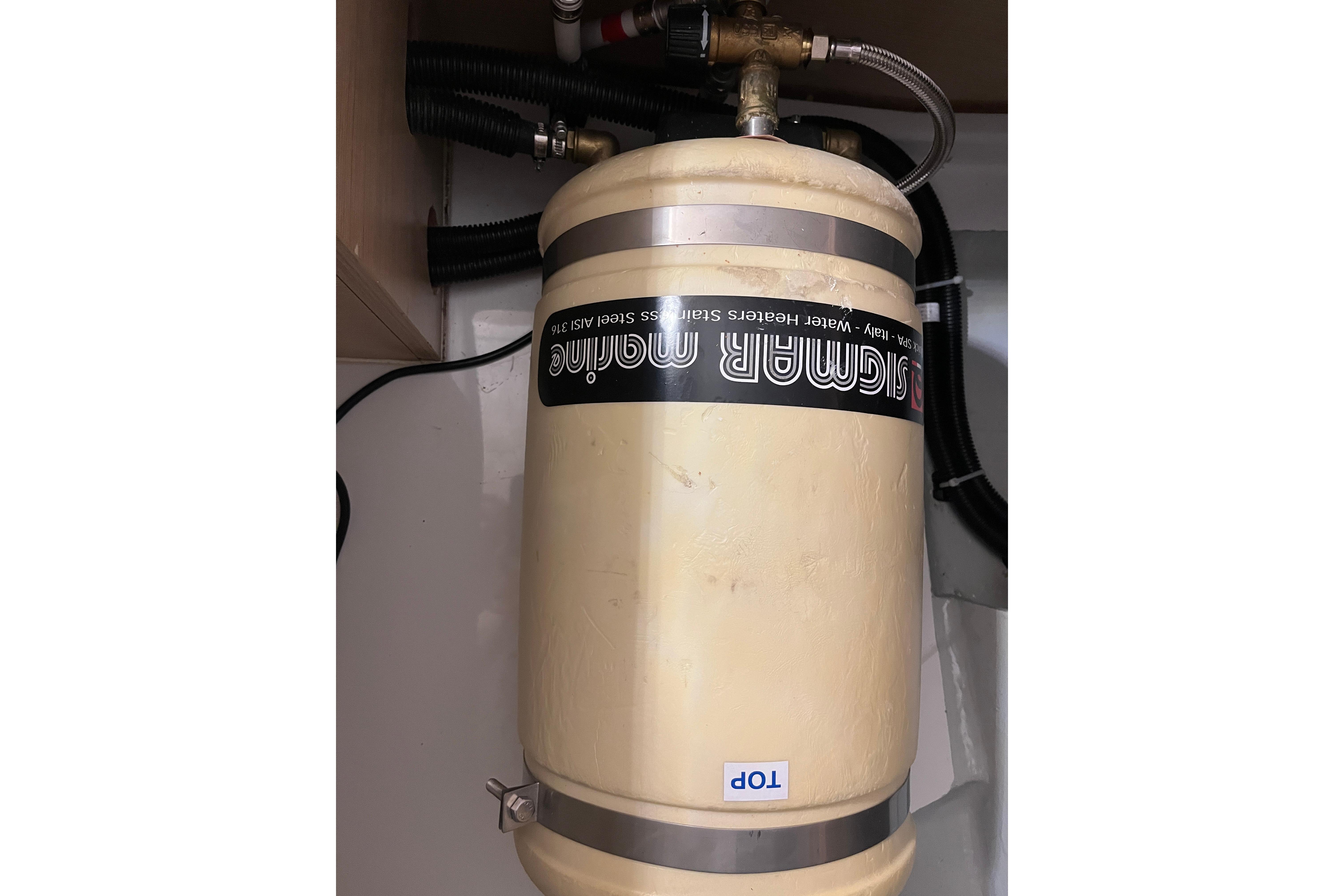Water heater in a 2025 Hanse 360 yacht, featuring a Sigmar Marine stainless steel design.