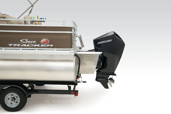 2024 Sun Tracker SportFish 22 XP3 - 70