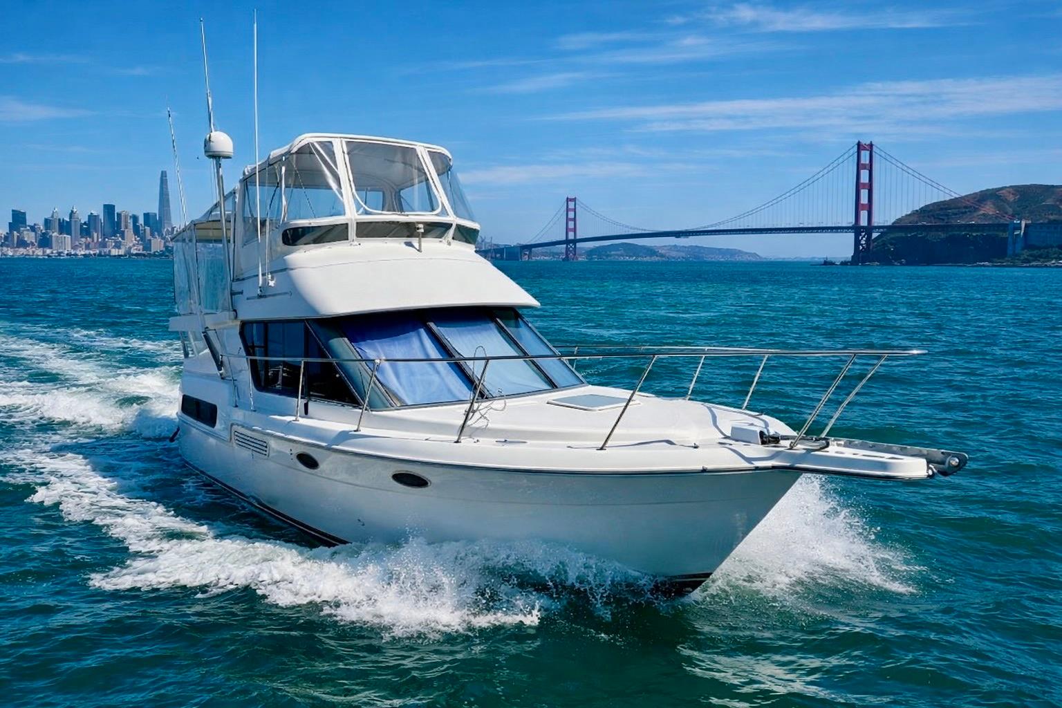 1997 Carver 325 Aft Cabin Motor Yacht