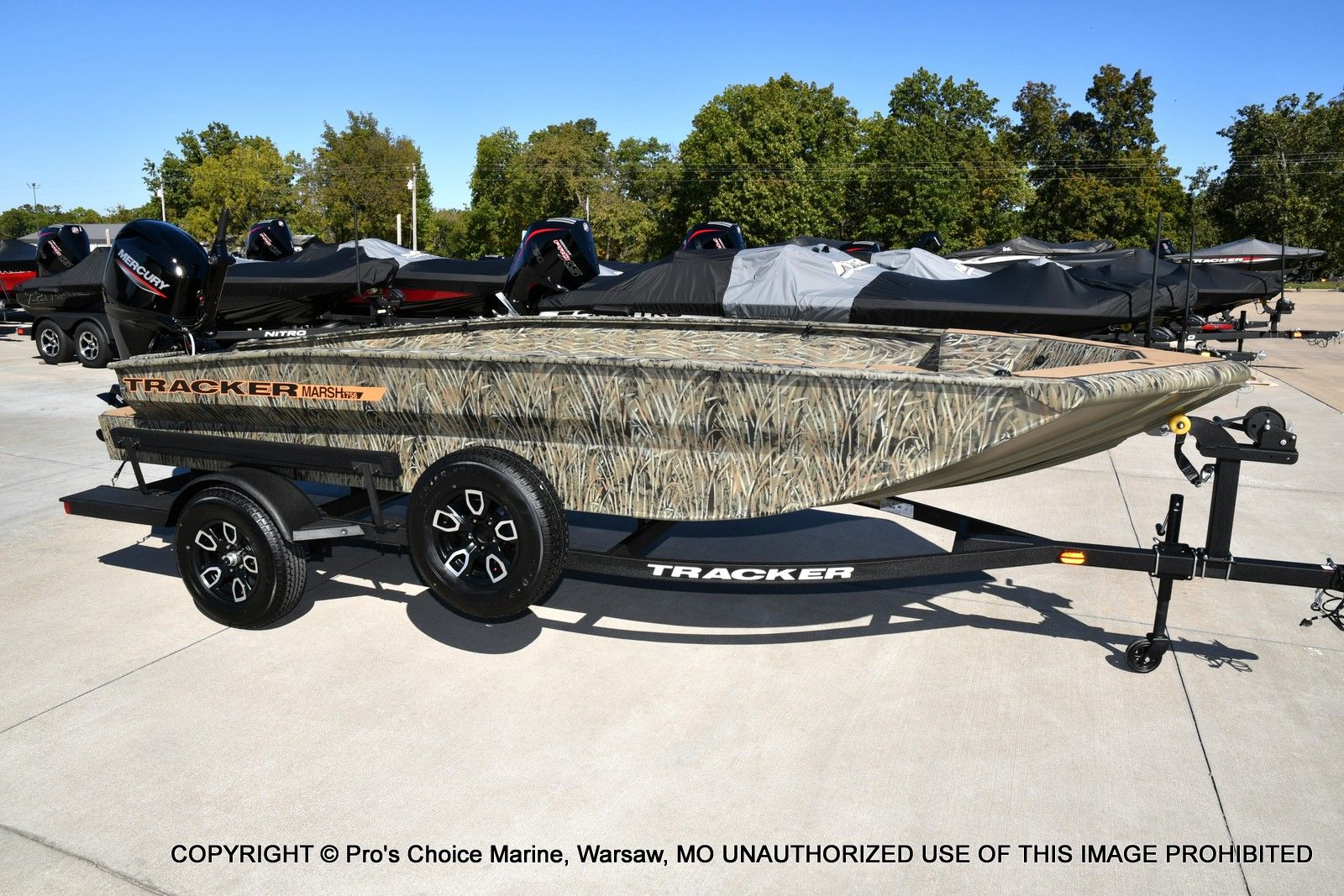 2026 Tracker Grizzly 1756 T Marsh w/60HP Tiller