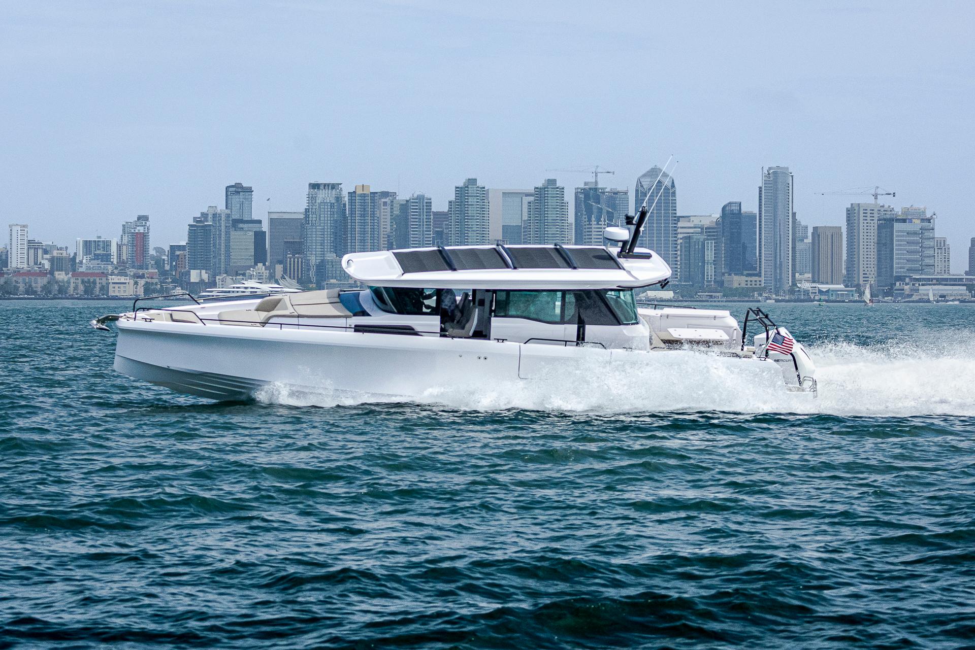 2025 Axopar 45 XC Cross Cabin