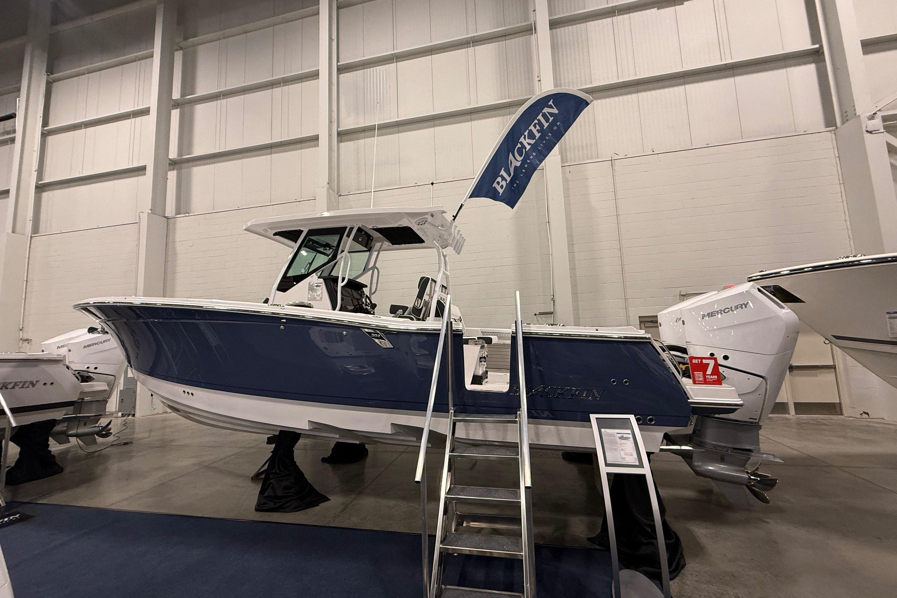 2026 Blackfin 302 CC