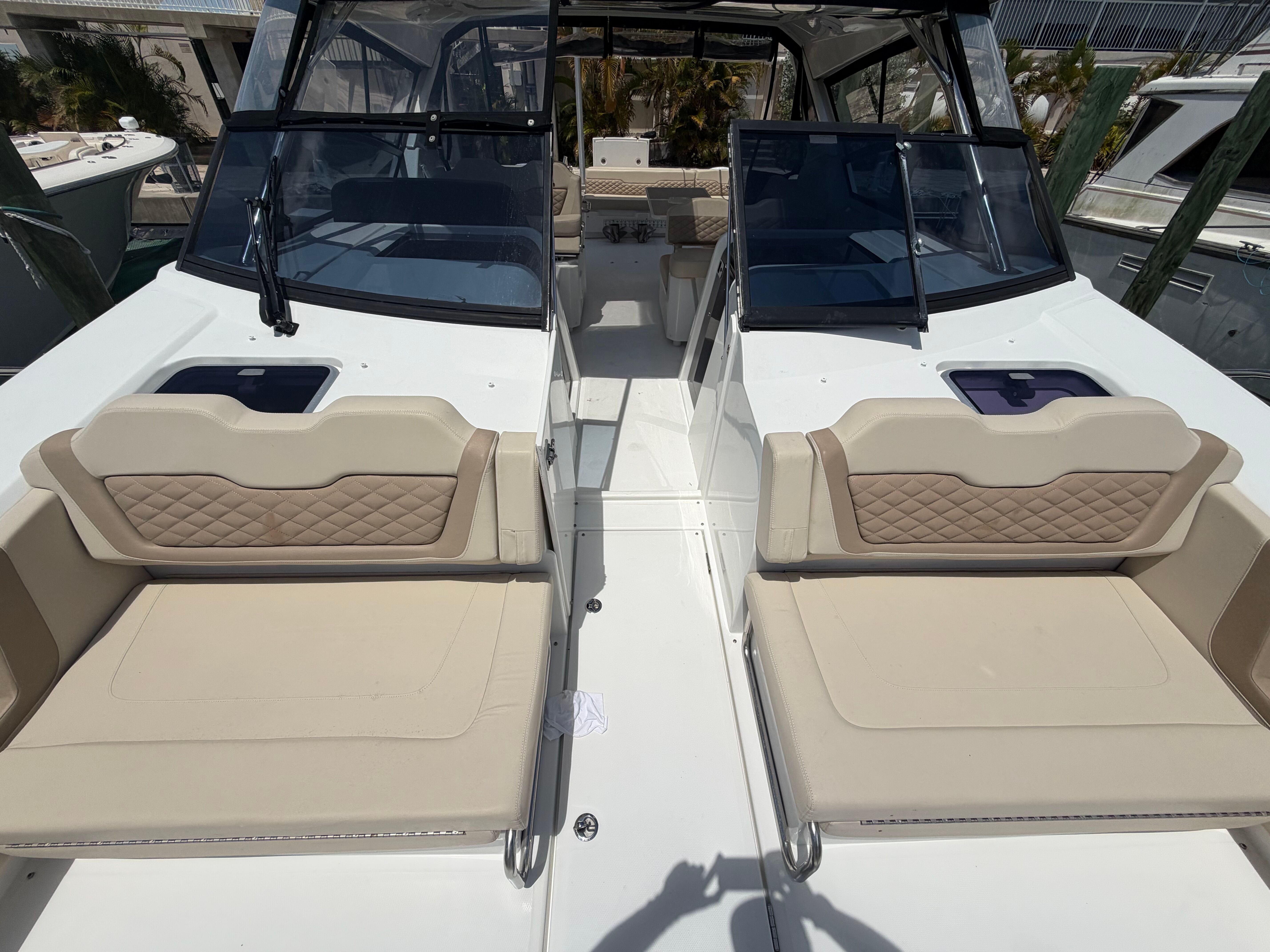 2020 AQUILA 36 SP - Image 21