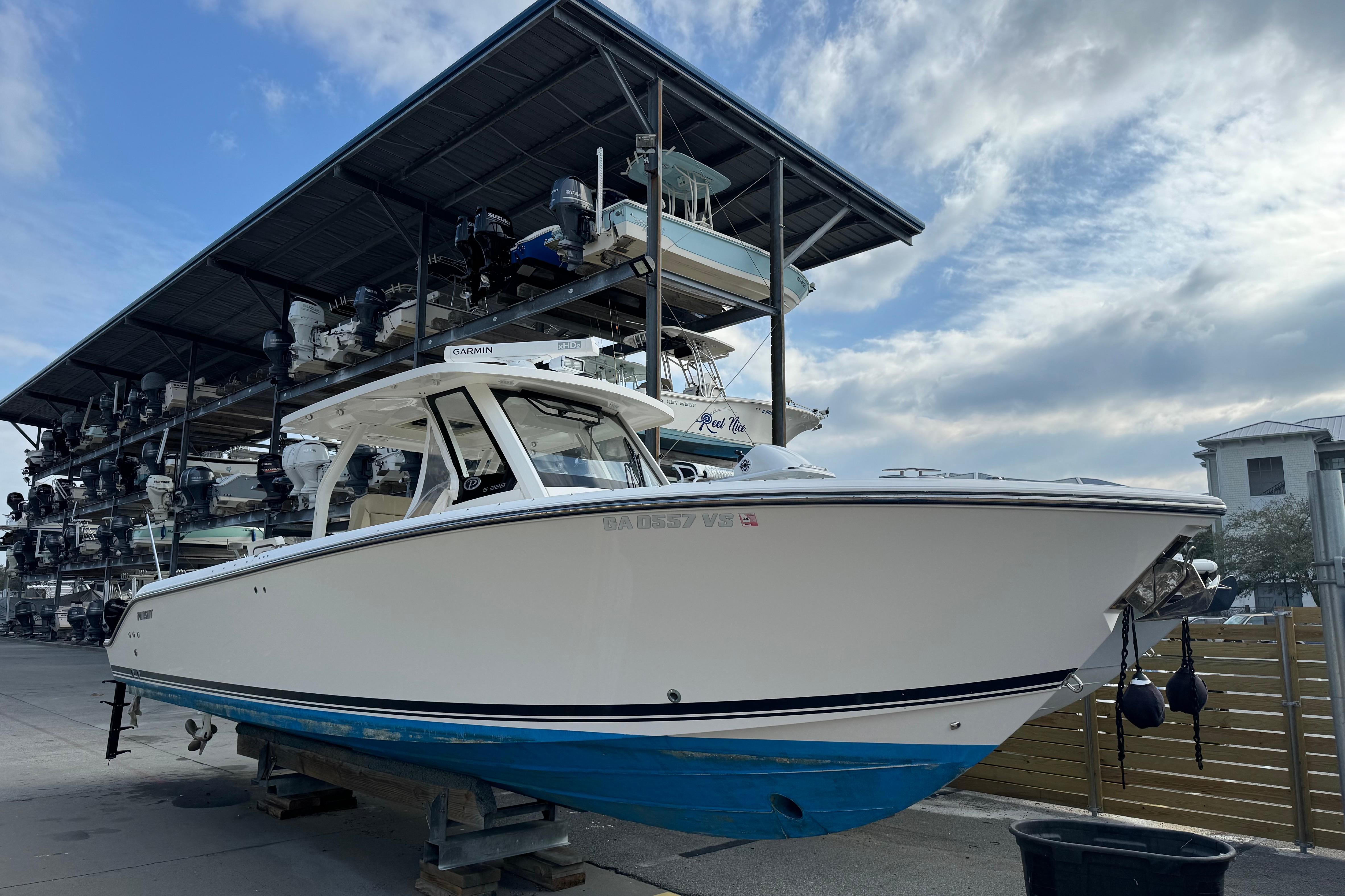 2018 Pursuit S 328 Sport