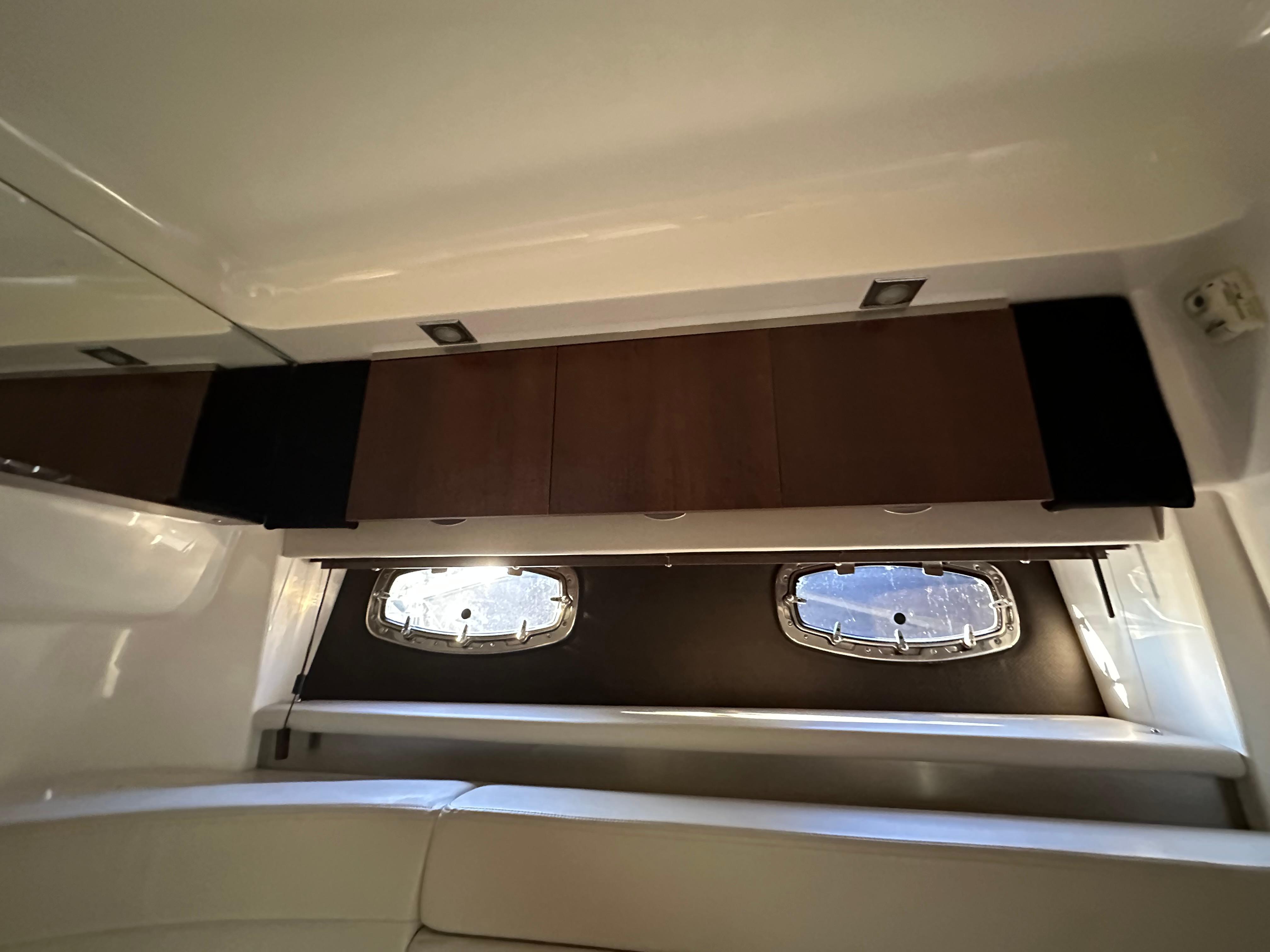 2016 Chaparral 337 SSX - 33