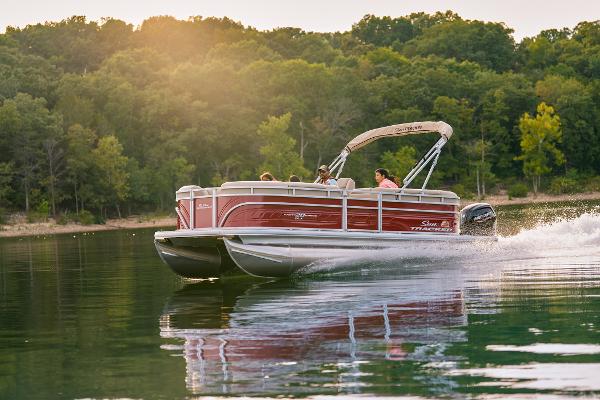 2025 Sun Tracker Party Barge 20 DLX - 51