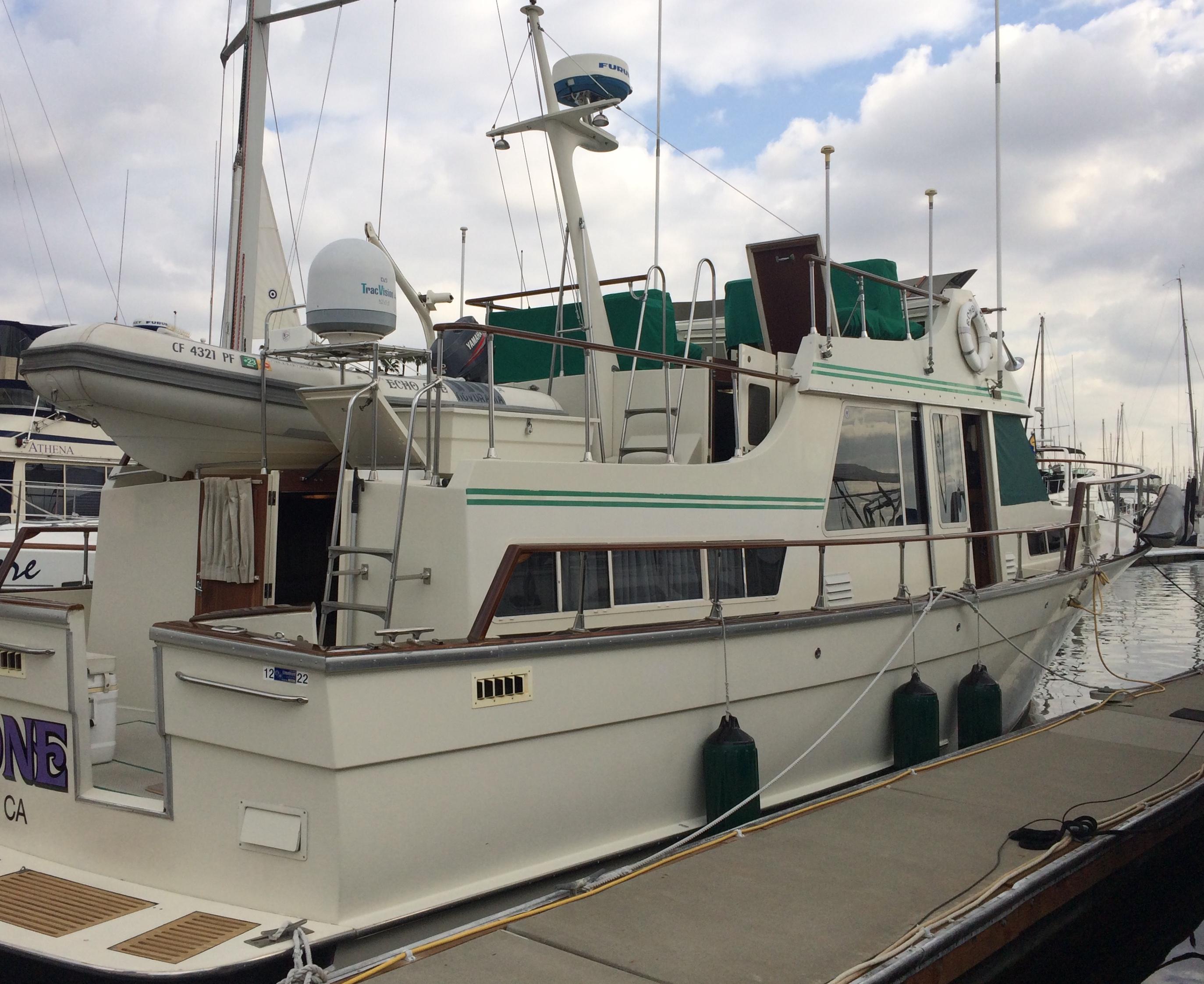 1977 Tollycraft 48' Cockpit Motor Yacht