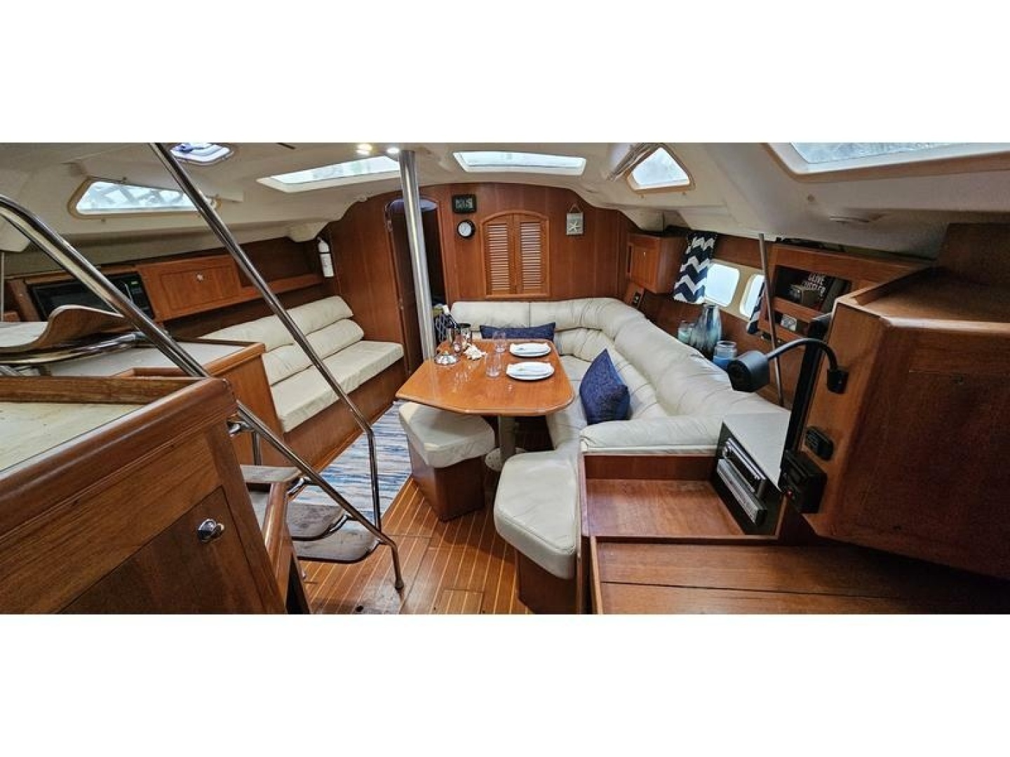 2002 Hunter 420 - Image 19