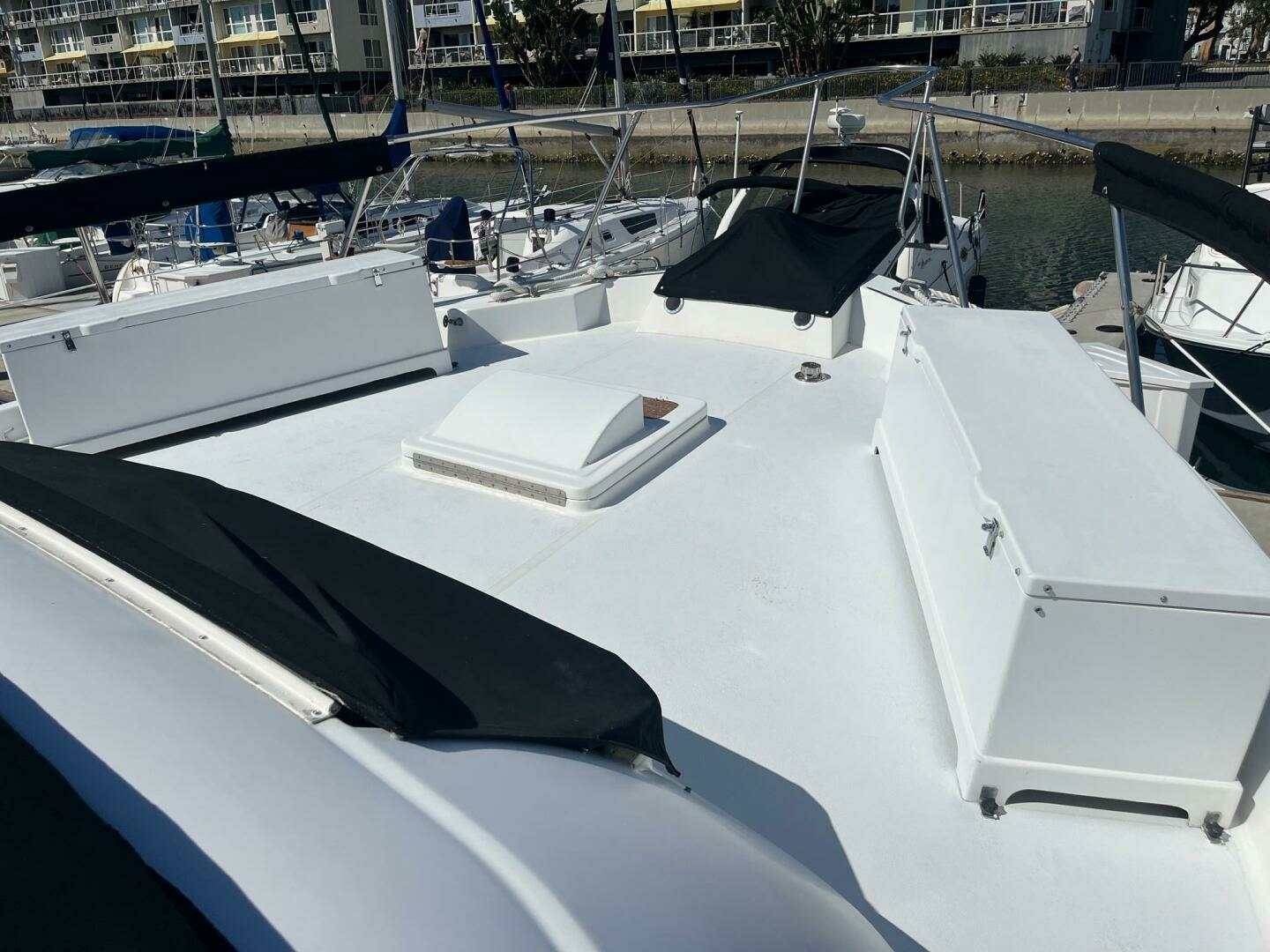 1986 Hatteras 70' Cockpit Motor Yacht - Image 47