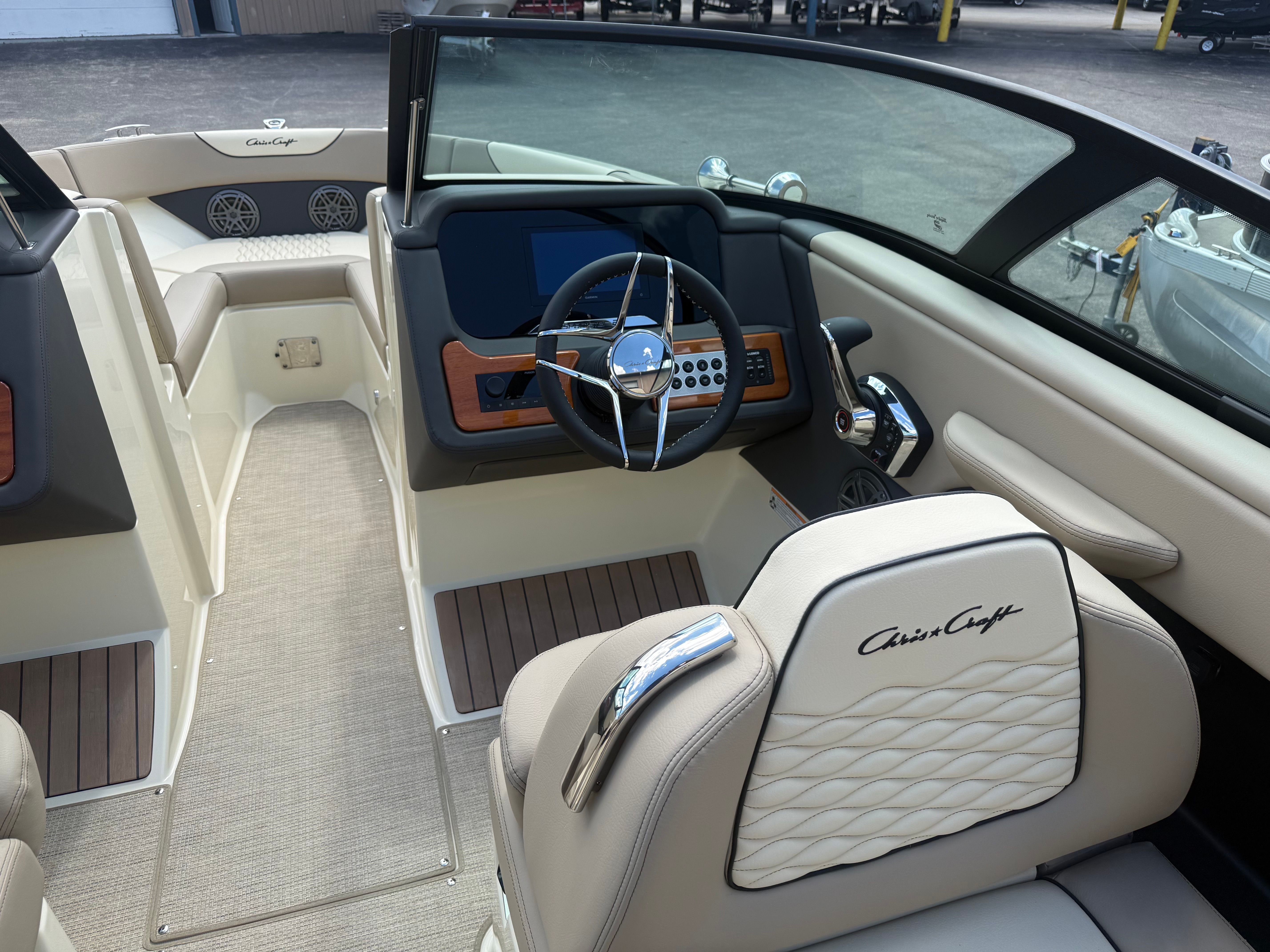 2027 Chris-Craft Sportster 25 - 8