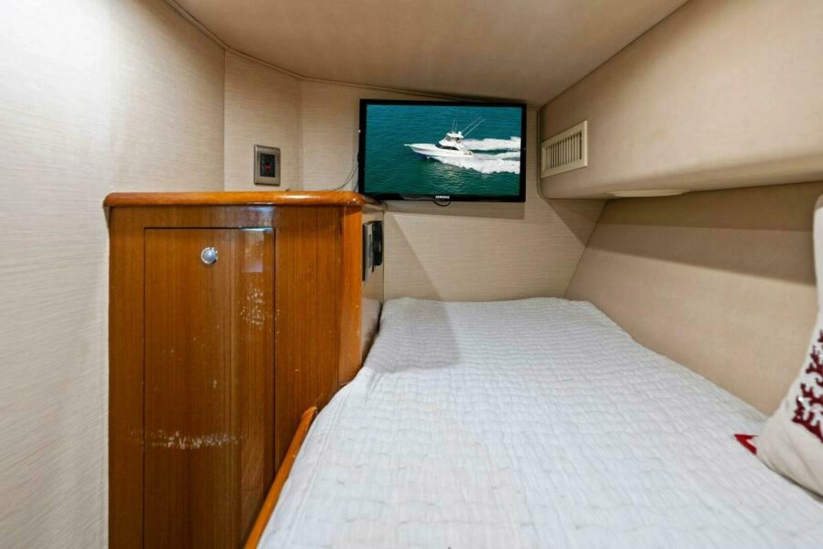 2003 Viking 48 Convertible - Image 55