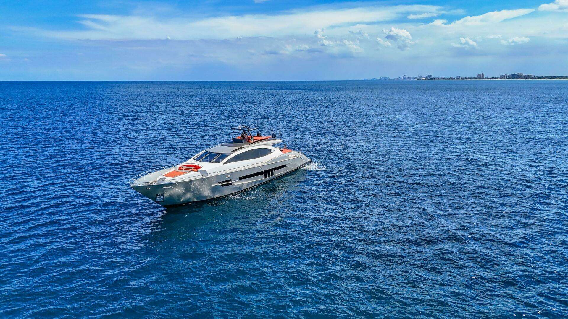 2010 Lazzara Yachts LSX 92 - Image 8