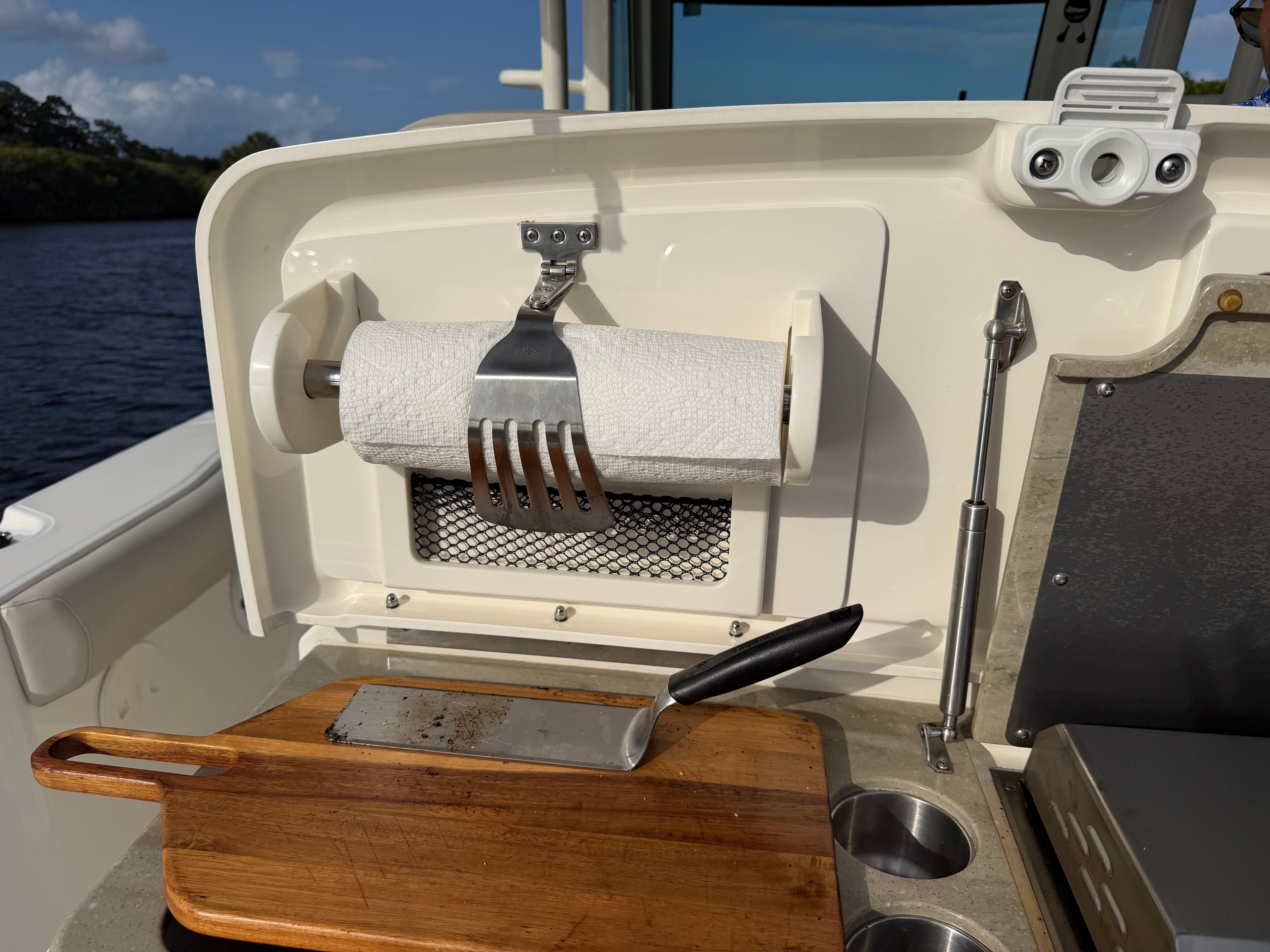2021 Boston Whaler 330 Outrage - 52