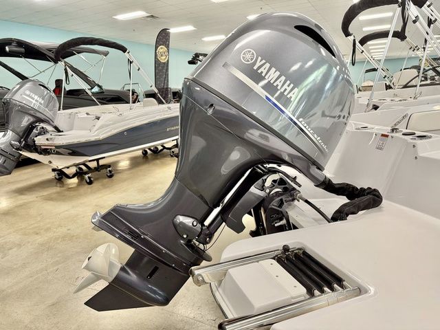 2026 Stingray 182 SC - 10