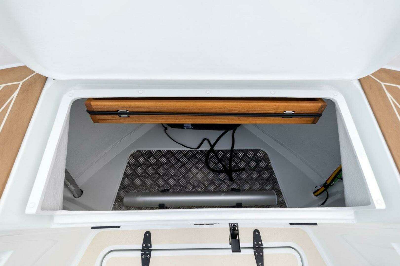 2026 Targa 27.2 GT - Image 25