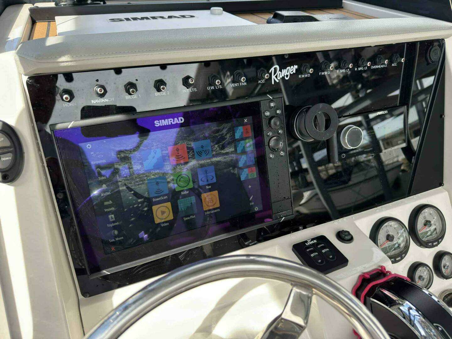 2020 Ranger 2360 Bay Boat - Image 16