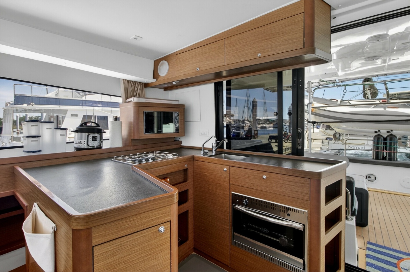 2018 Lagoon 42 - Image 32
