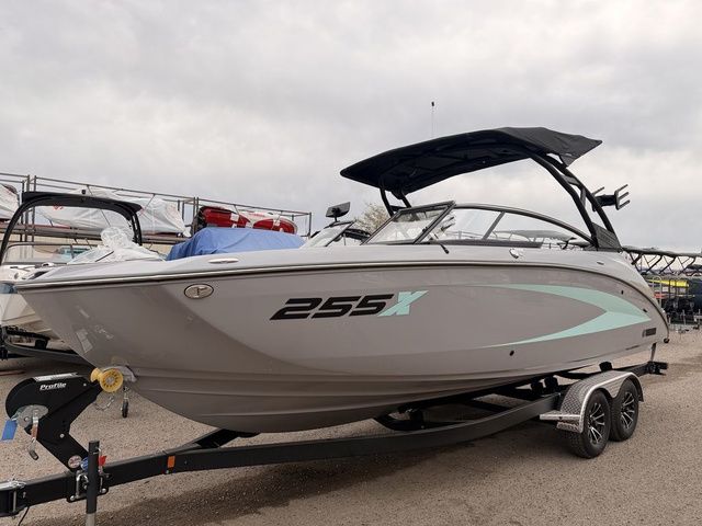2026 Yamaha Boats 255XD - 2