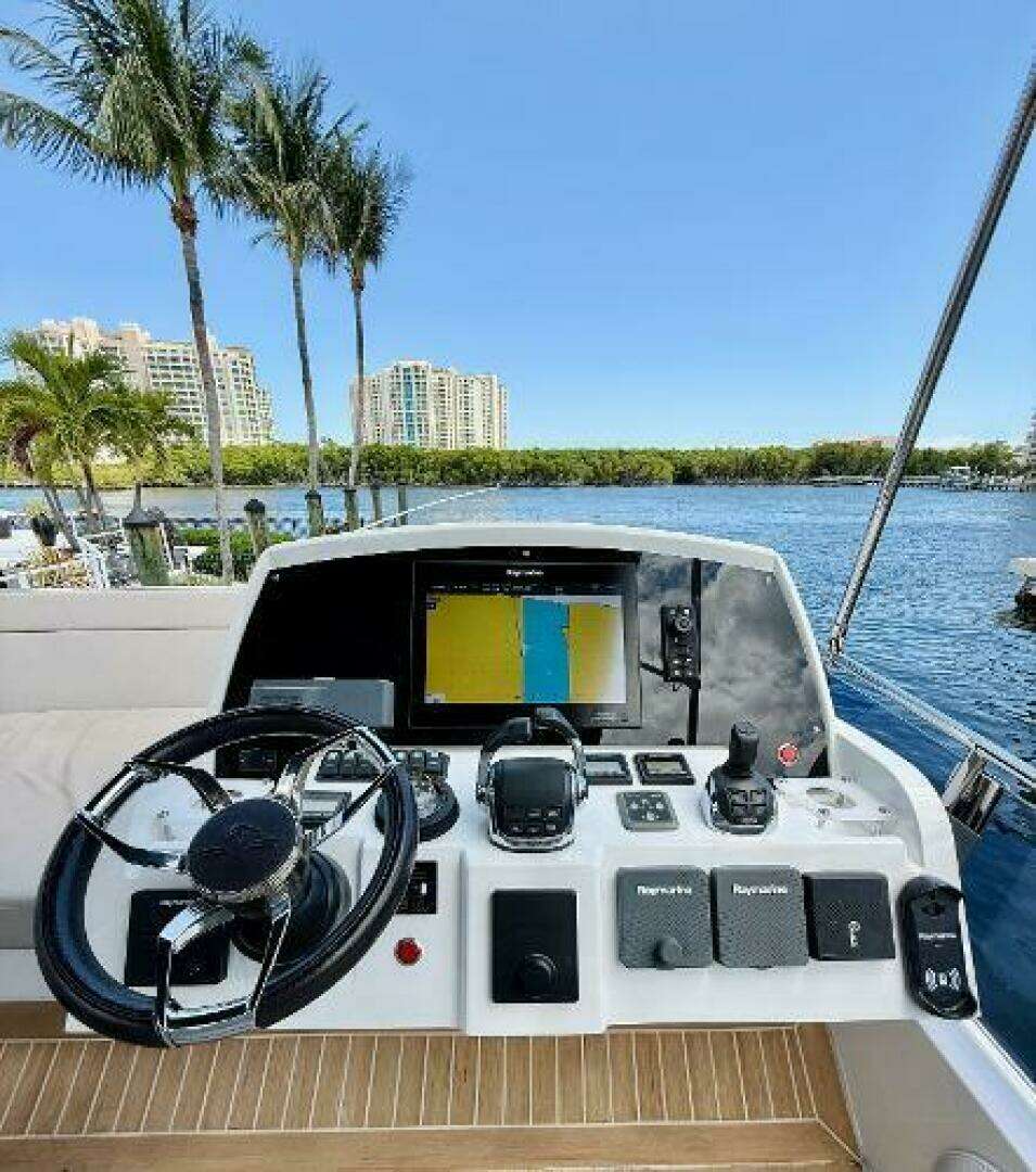 2019 Sealine F430 - Image 19