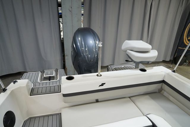 2026 Starcraft SVX 191 OB - 18