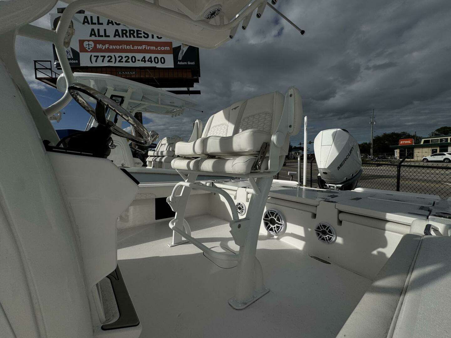 2026 Tidewater 2500 Carolina Bay - Image 6
