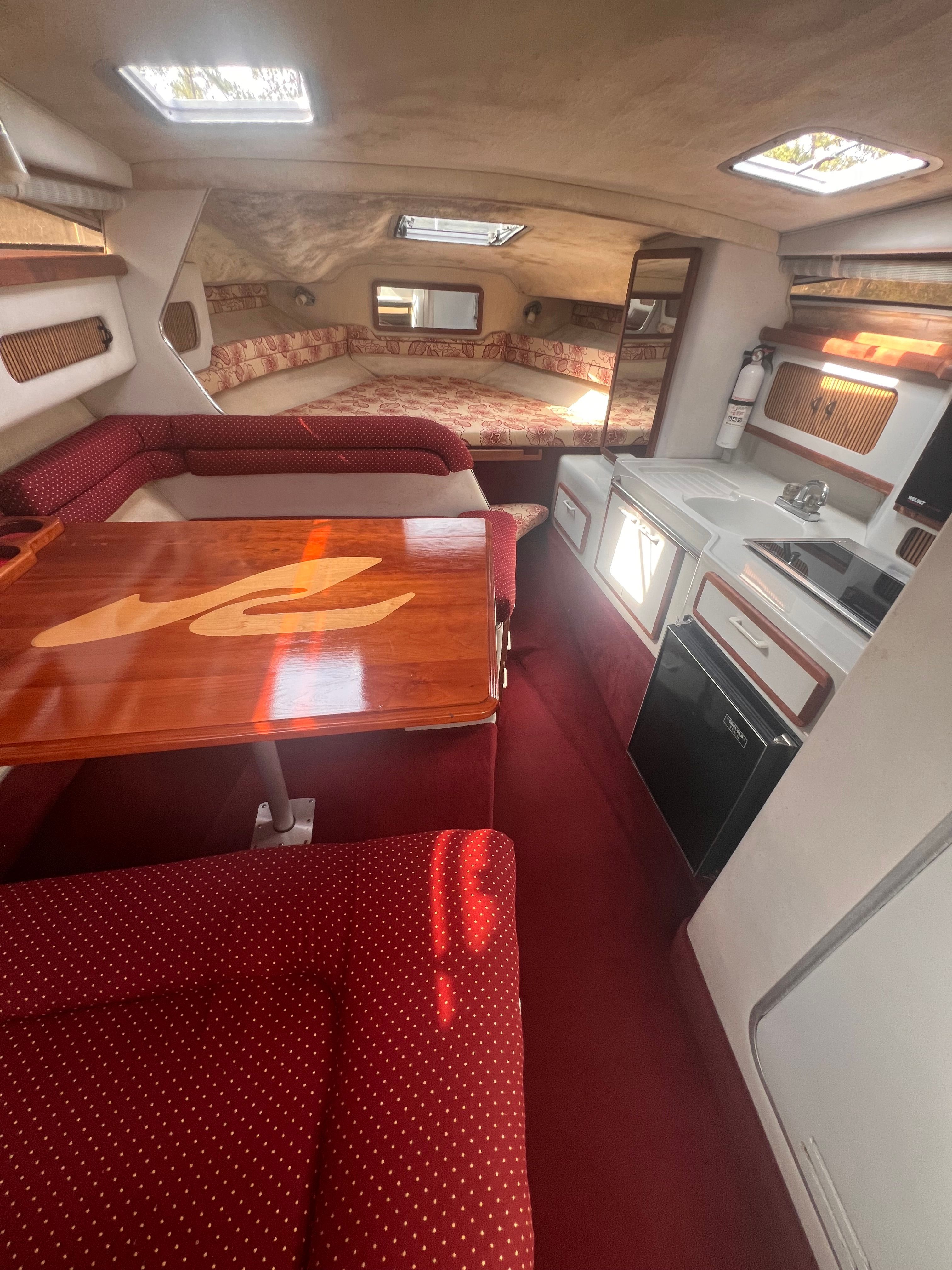 1990 Sea Ray 270 Sundancer - 11