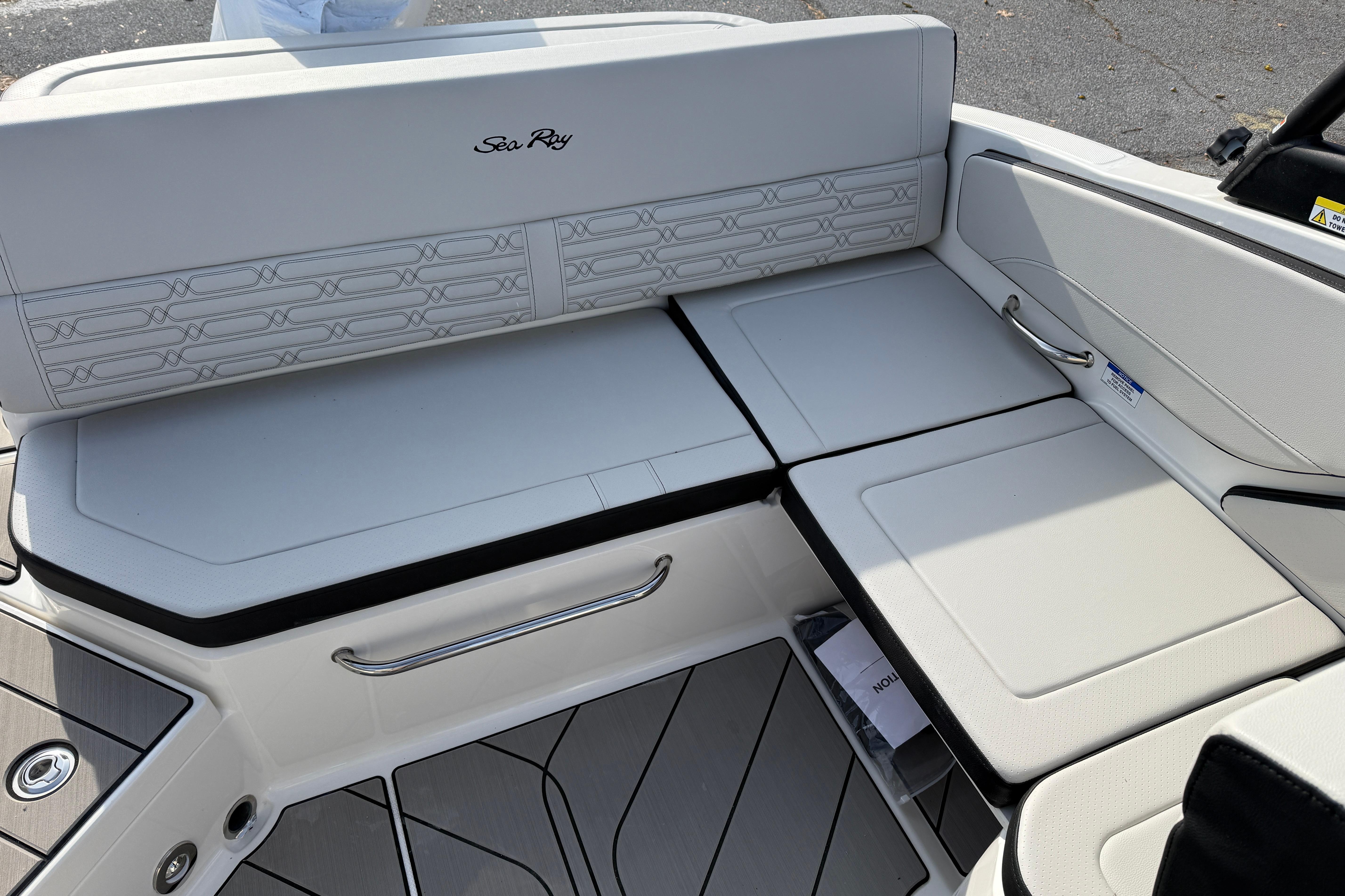 2026 Sea Ray SPX 210 Outboard boat interior seating with elegant design and stitching.