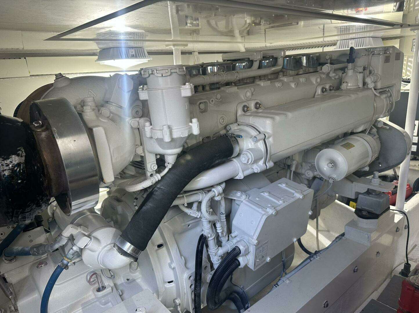 2006 Henriques 42 Convertible - Image 23