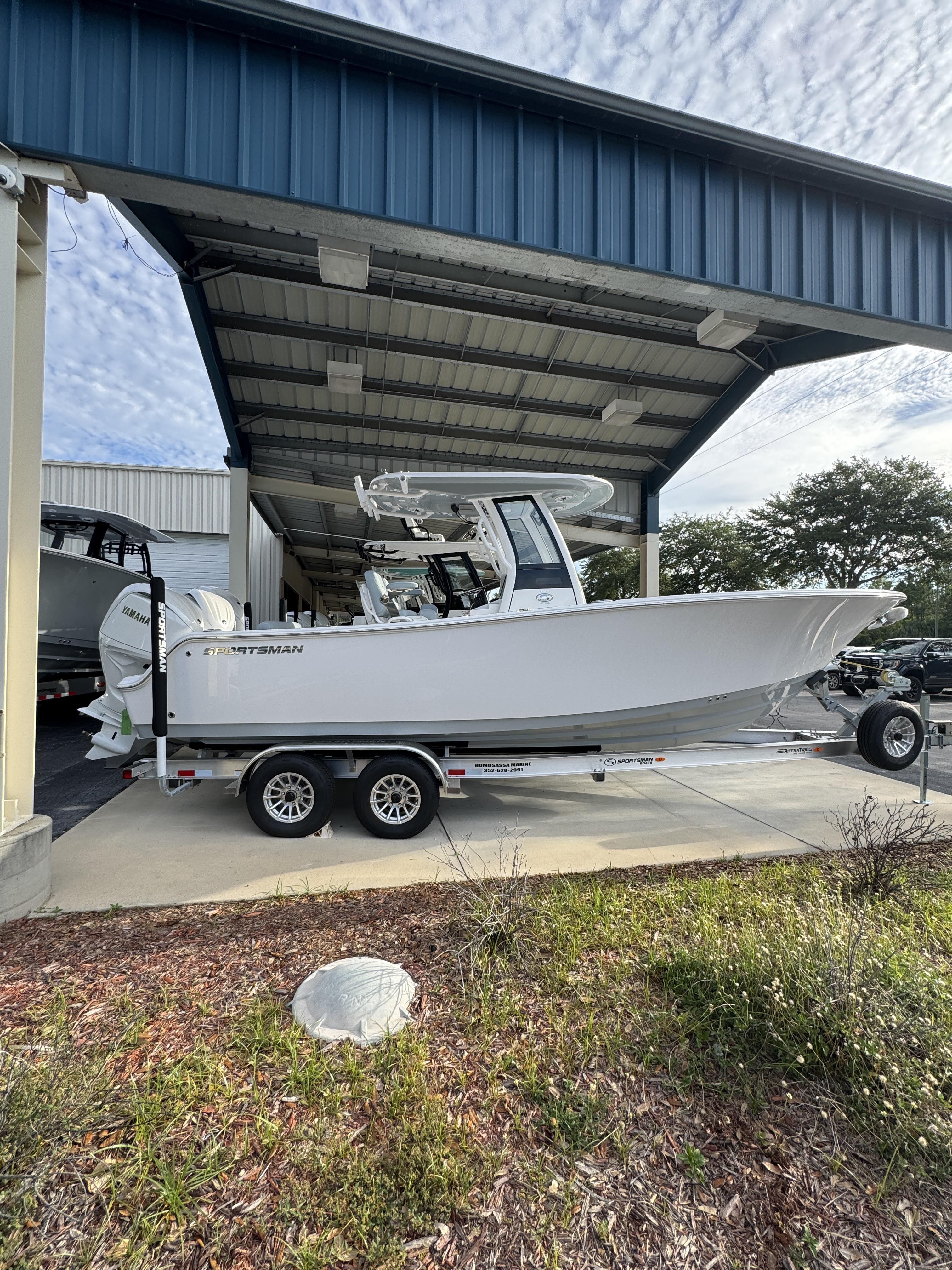 2026 Sportsman Open 252 Center Console - 18