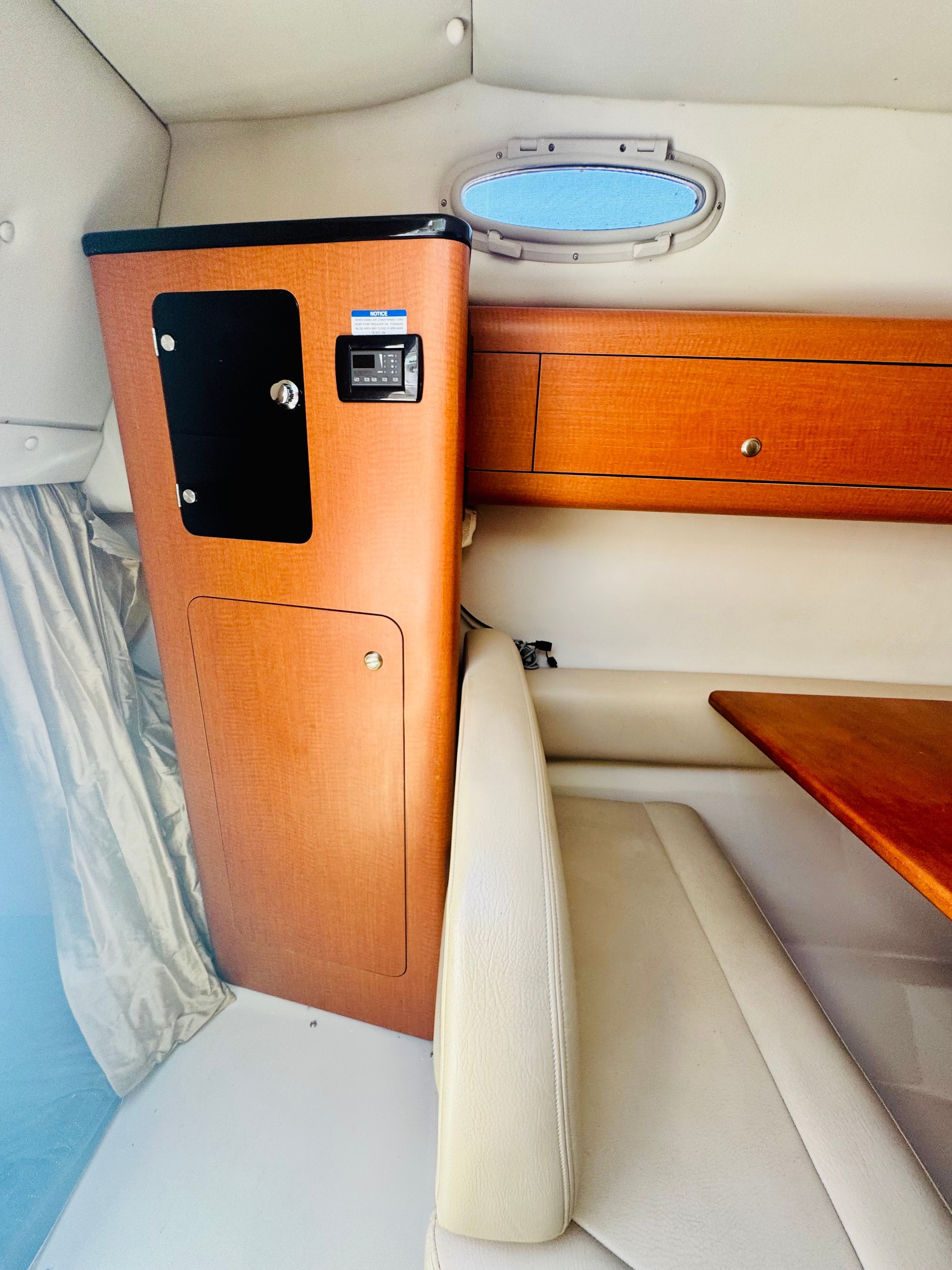 Interior of 2005 Chaparral Signature 270 yacht.