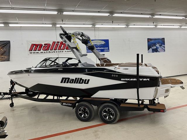 2026 Malibu Wakesetter 22 LSV